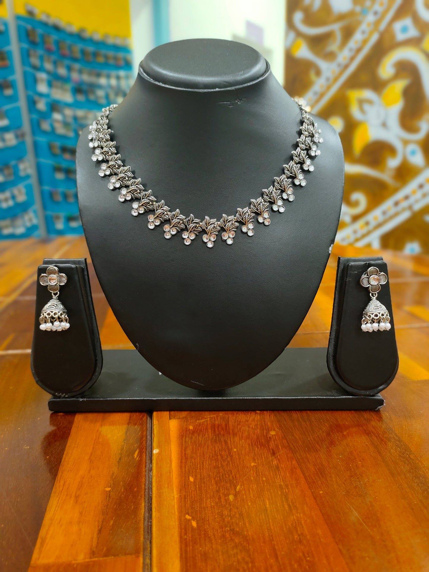 Southloom Silver Oxidised Choker Jewellery Set With Earrings