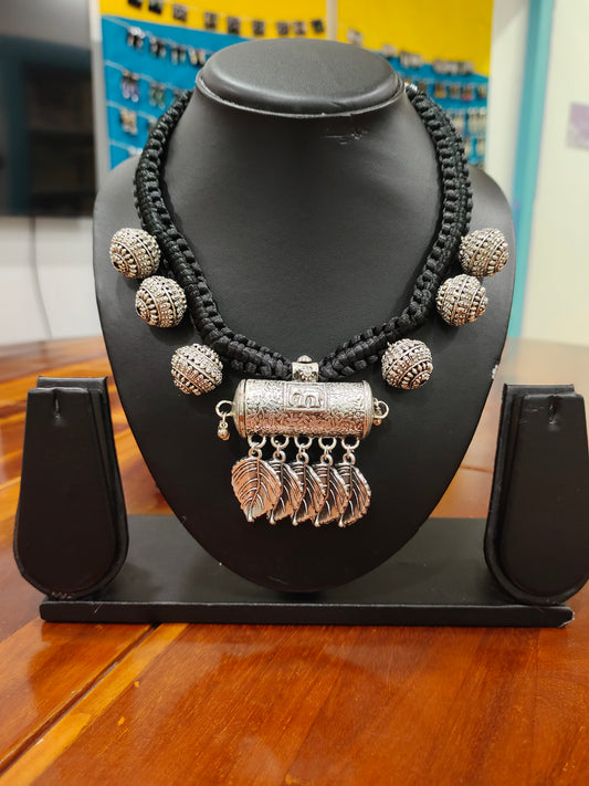 Southloom Silver Oxidised Choker Jewellery Set