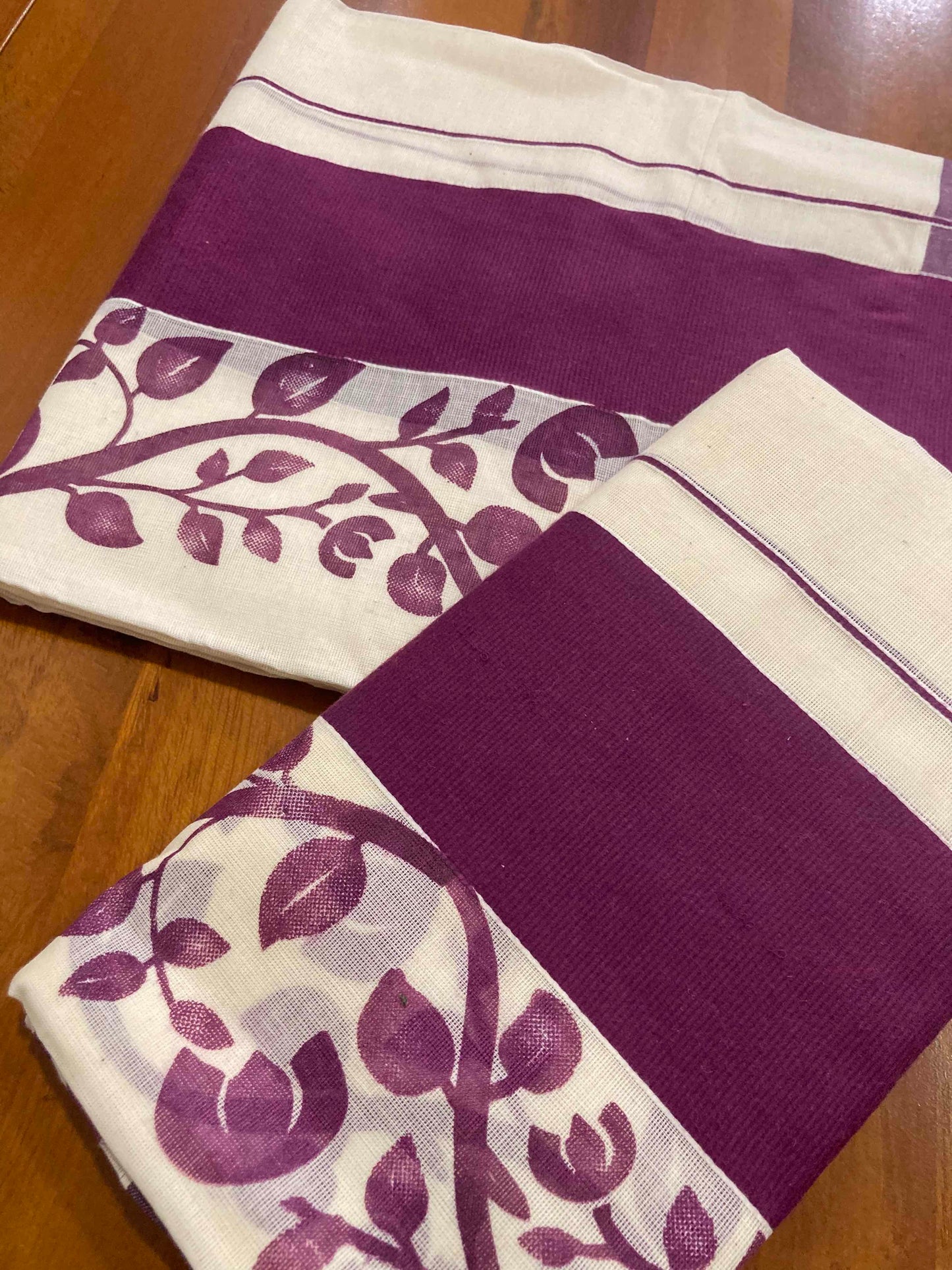 Single Plain Set Mundu in Purple with Floral Vines Hand Block Print (Mundum Neriyathum)