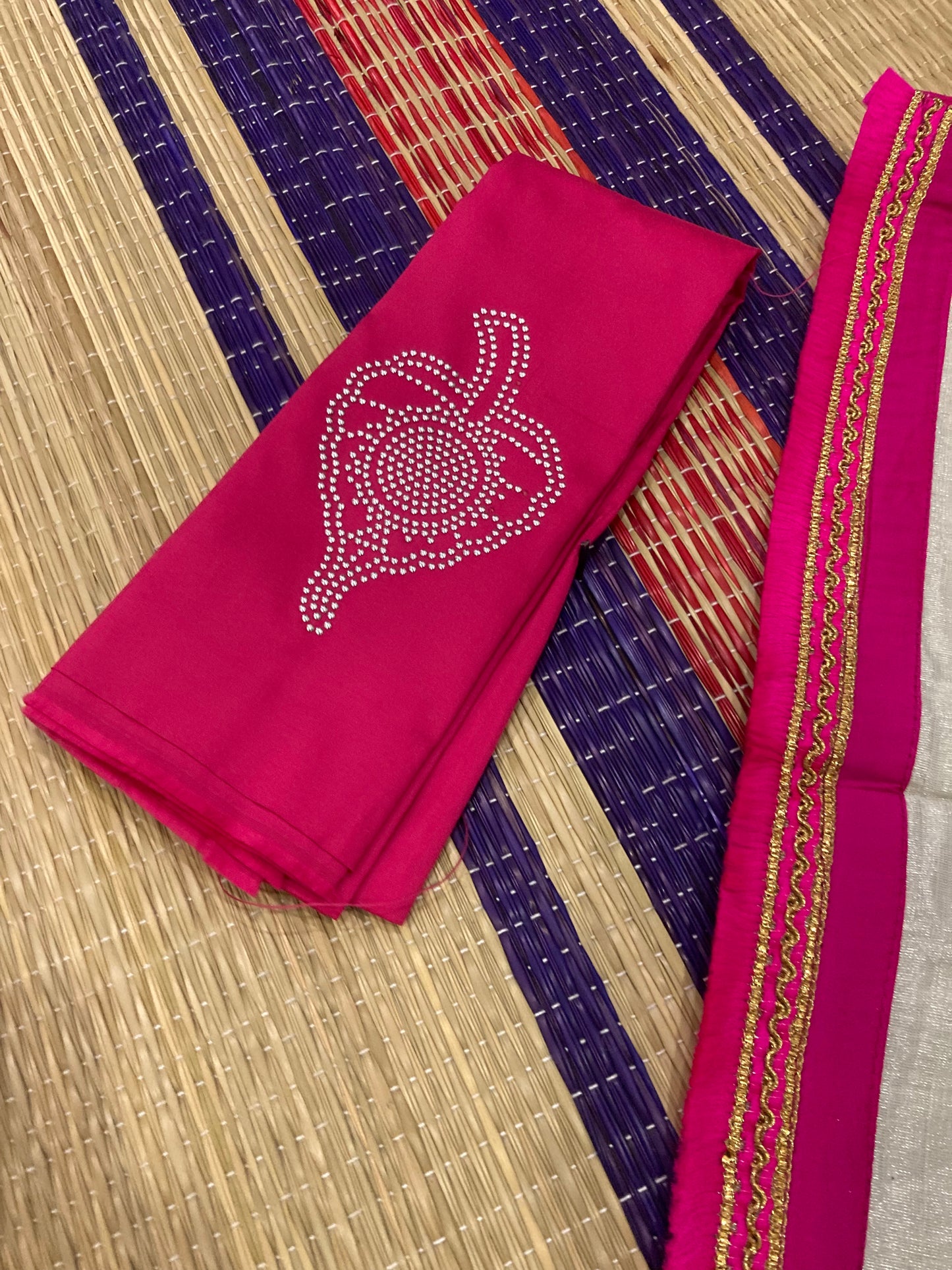 Kerala Silver Tissue Semi Stitched Dhavani Set with Magenta Blouse Piece and Neriyathu with Magenta Border