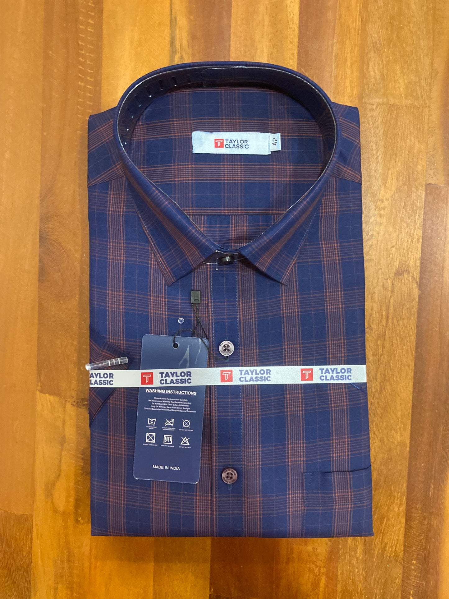 Pure Cotton Navy Blue Checkered Shirt (42 HS)