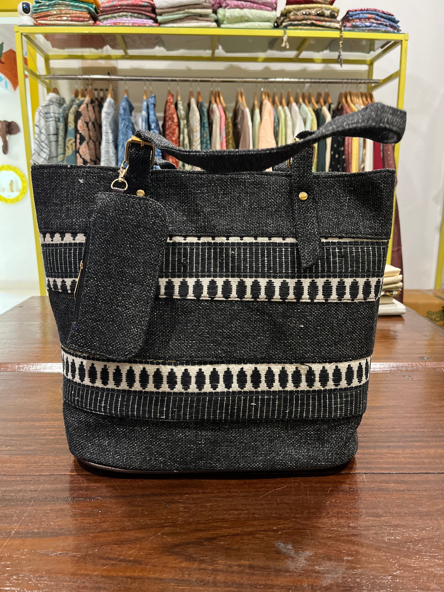 Southloom™ Handmade Black Handbag (Include 1 Pouch)