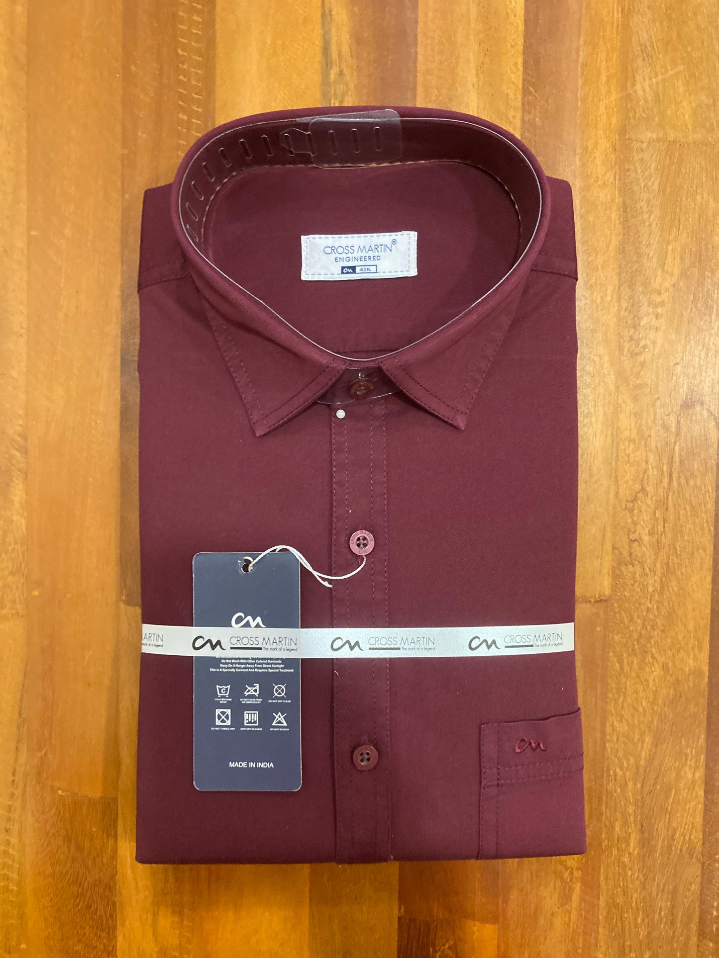 Pure Cotton Maroon Solid Shirt (42 FS)