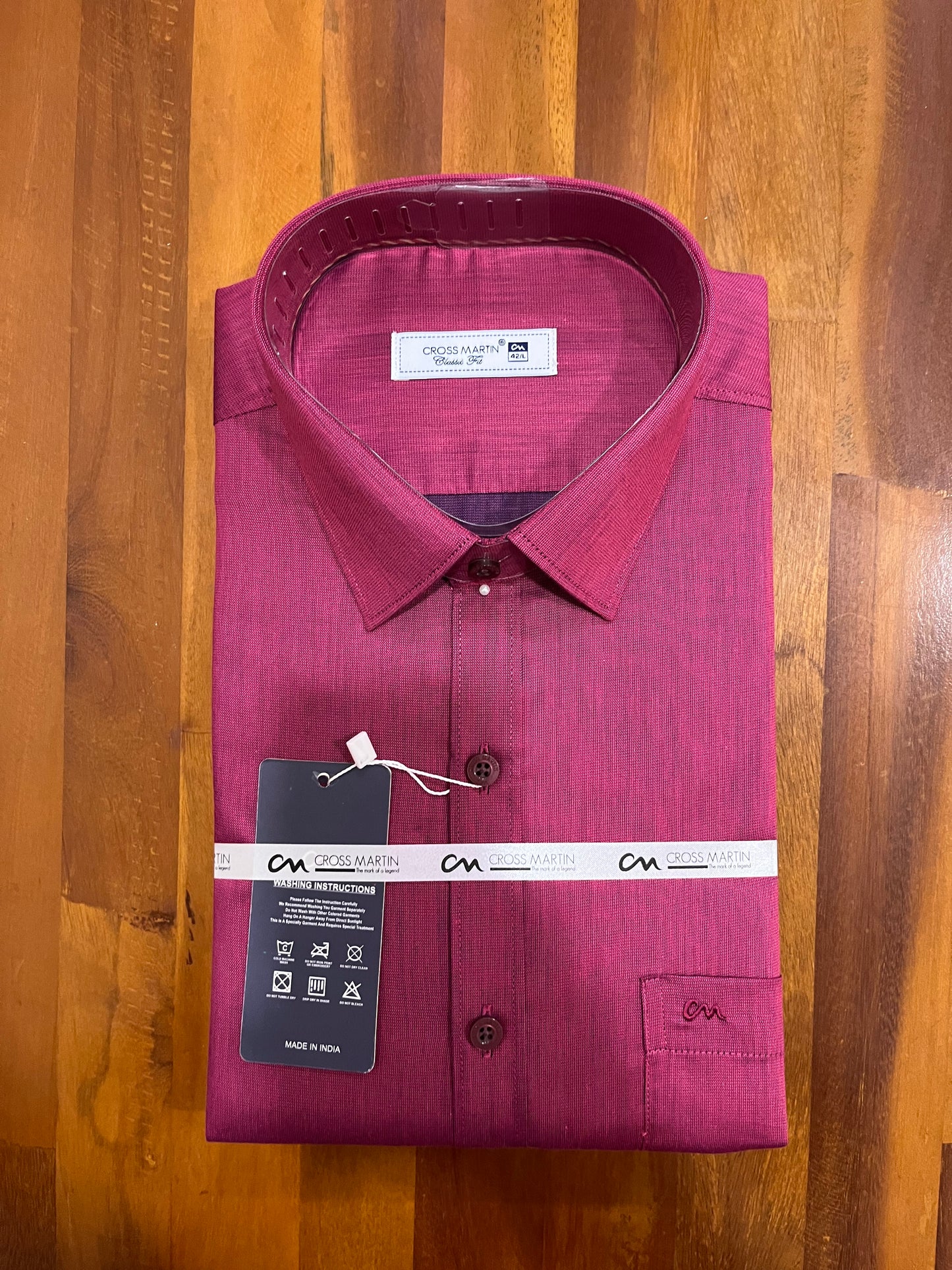 Pure Cotton Magenta Solid Shirt (42 FS)