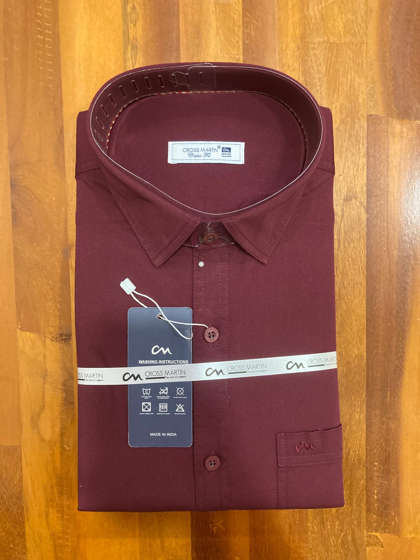 Pure Cotton Maroon Solid Shirt (44 FS)