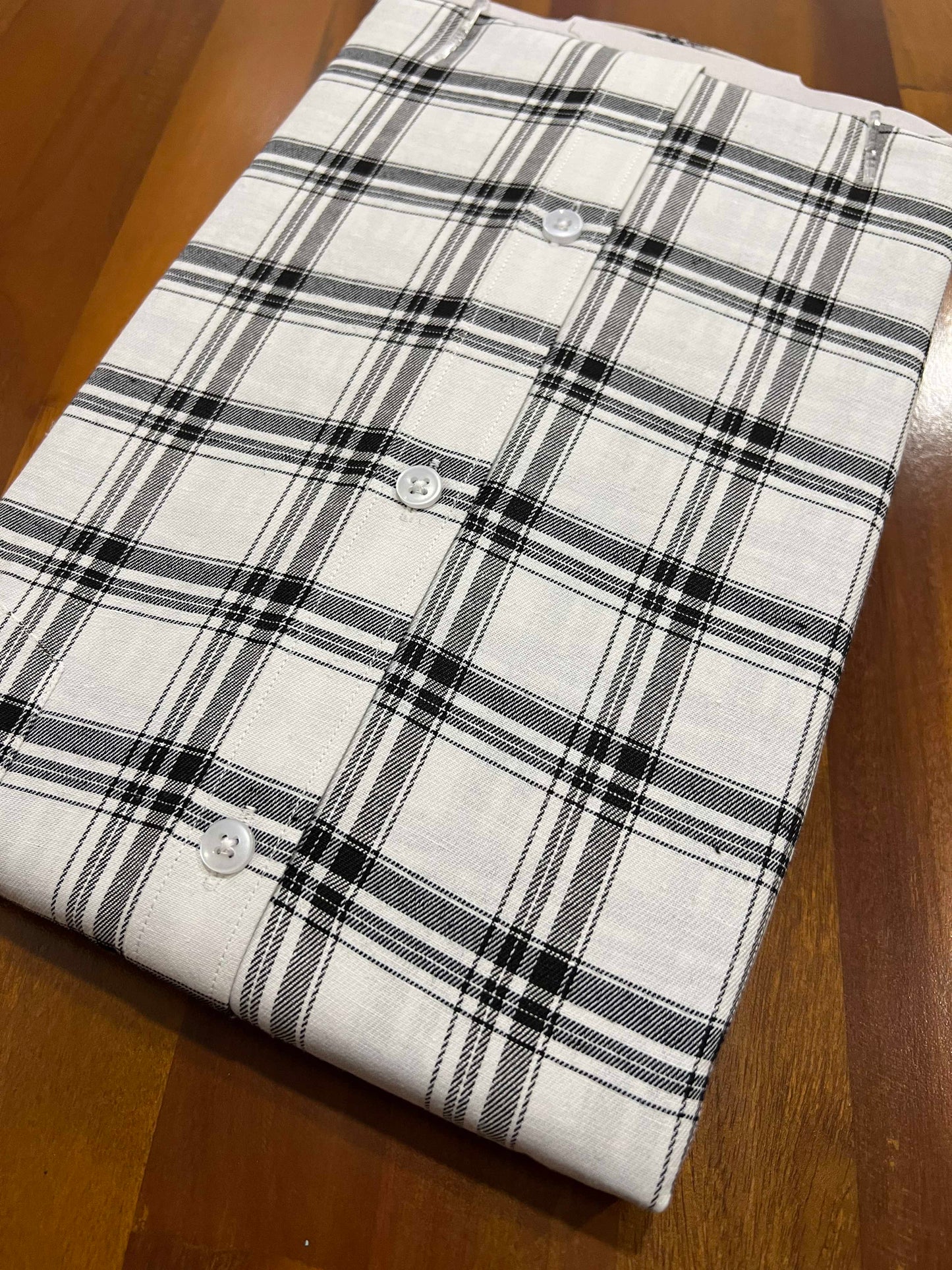 Pure Cotton White and Black Checkered Shirt (40 FS)