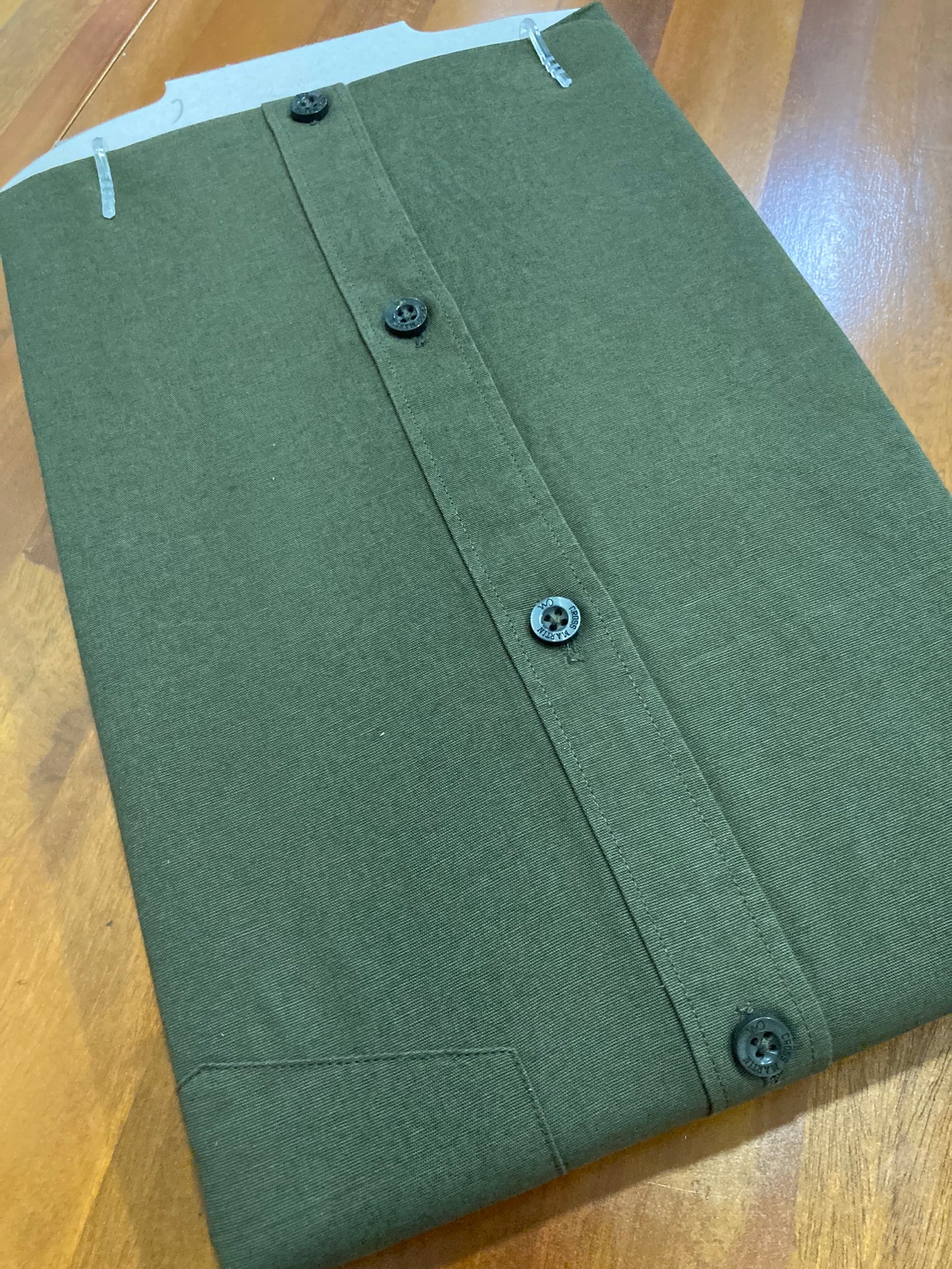 Pure Cotton Dark Green Solid Shirt (38 FS)