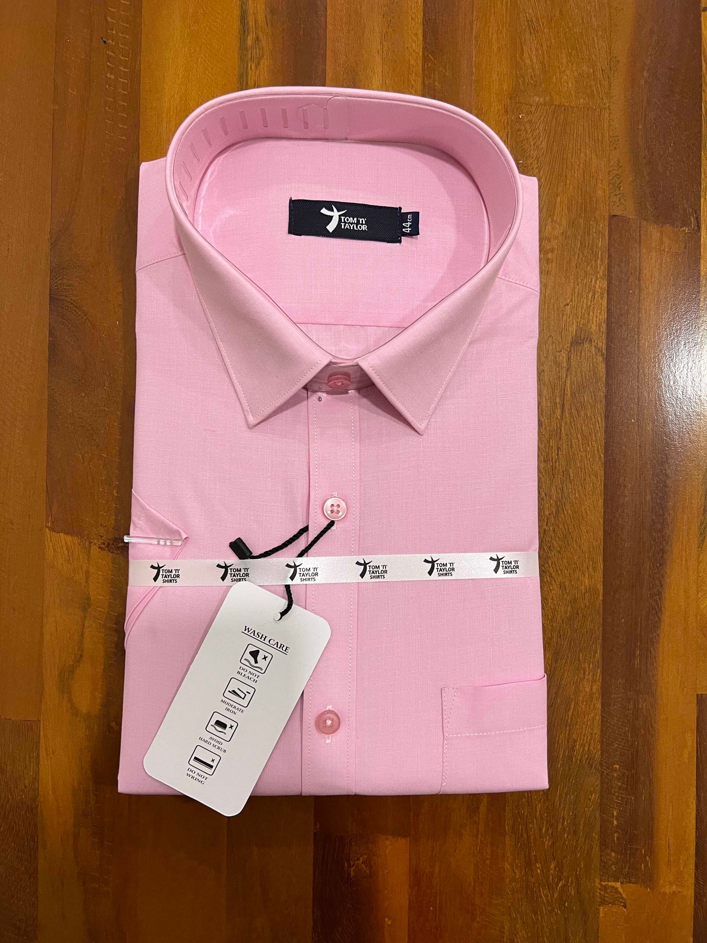 Pure Cotton Pink Solid Shirt (44 HS)