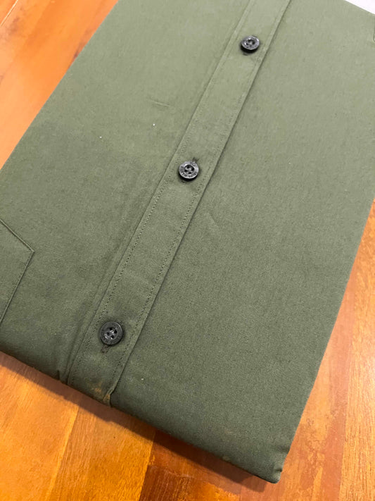 Pure Cotton Dark Green Solid Shirt (44 FS)