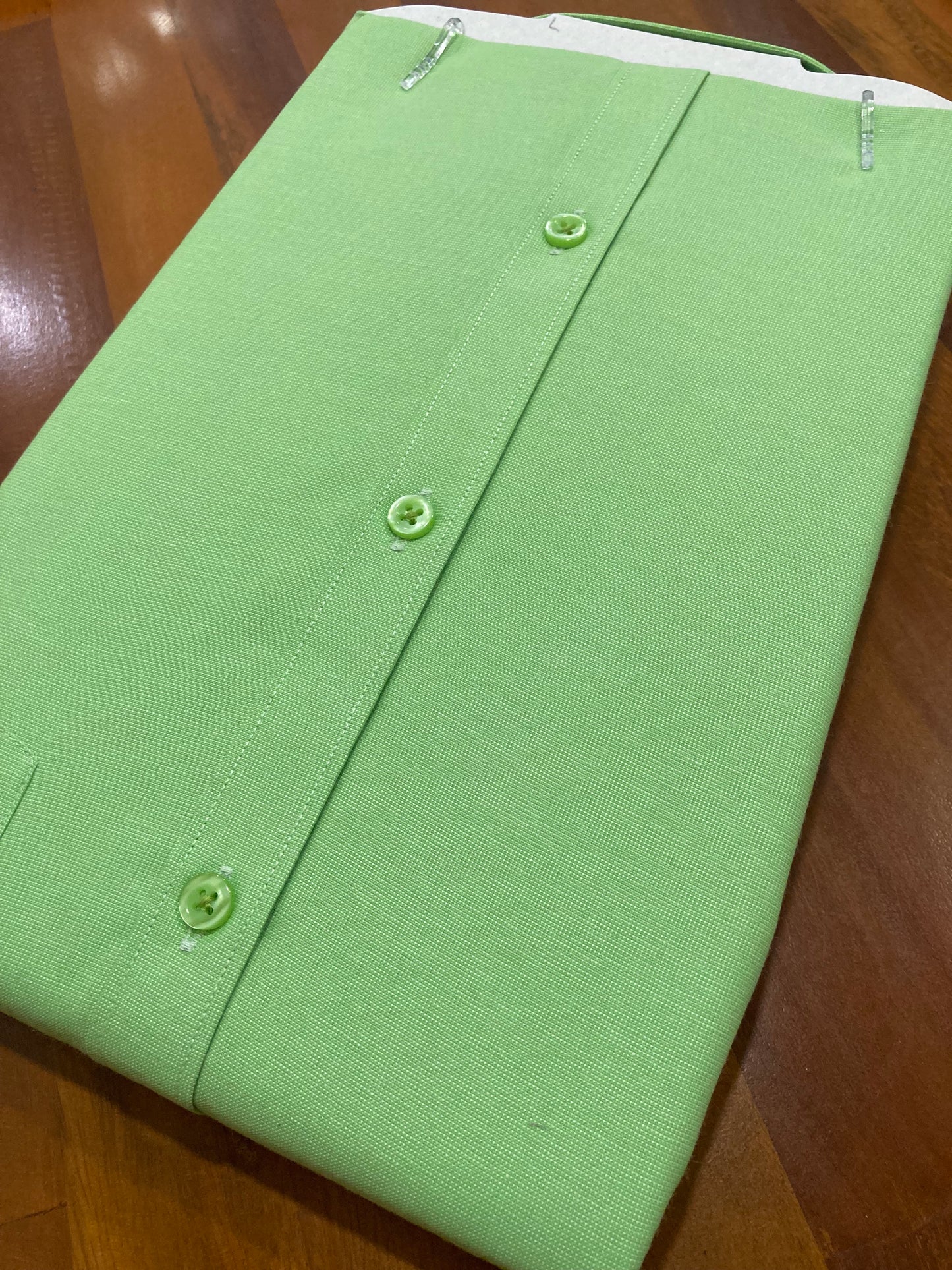 Pure Cotton Light Green Solid Shirt (42 FS)