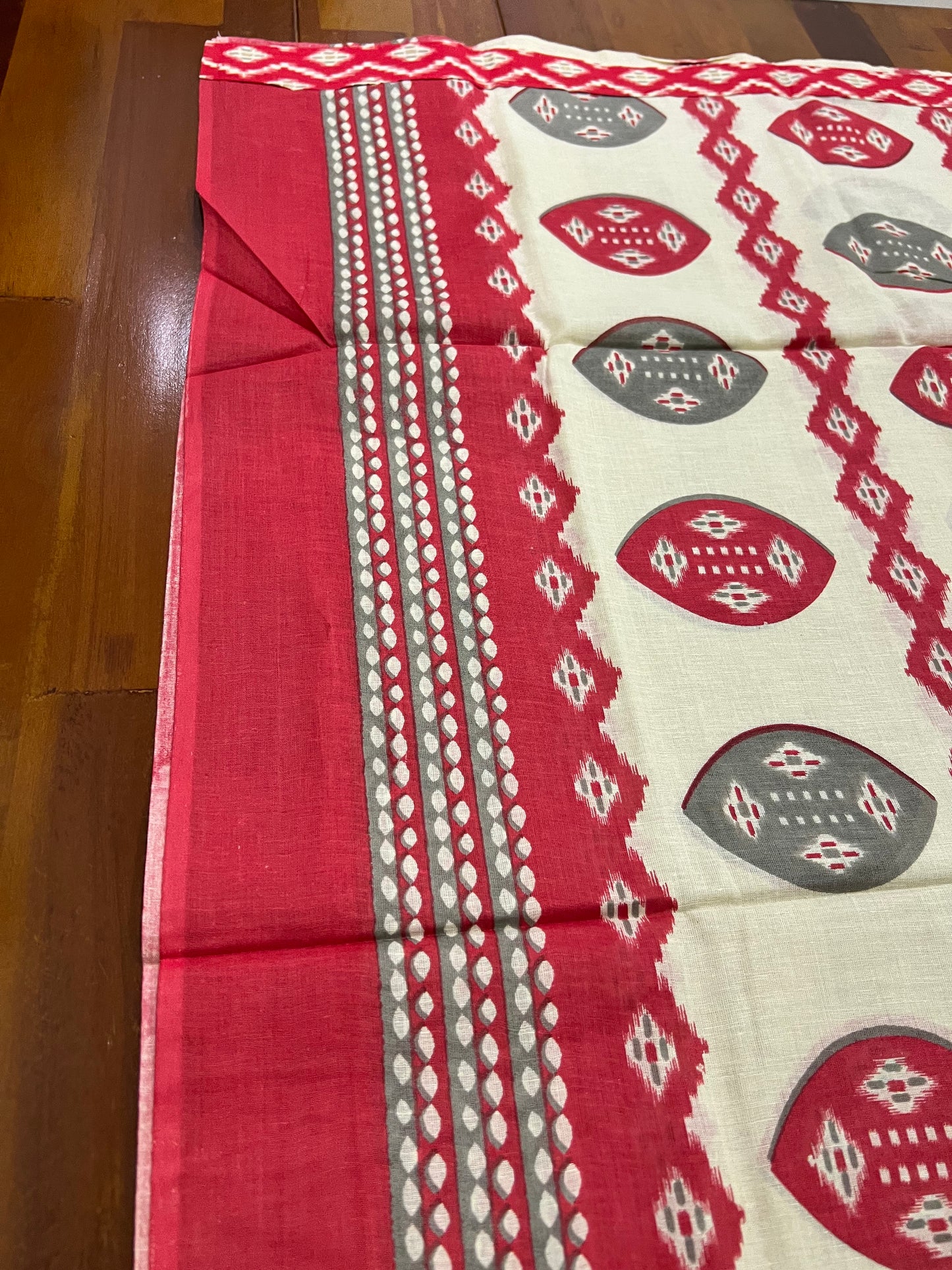Southloom™ Cotton Churidar Salwar Suit Material in Red and White Zig Zag Prints