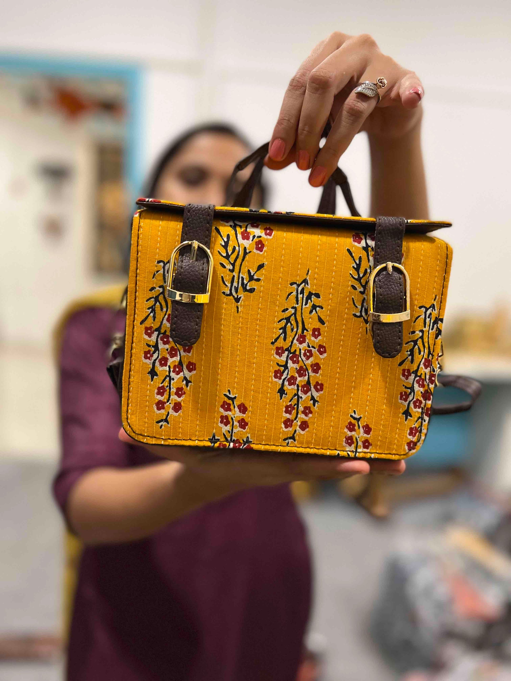 IndiWeaves Womens Silk Kantha Work Leather Handle Handmade Tote Bag, T –  SaumyasStore