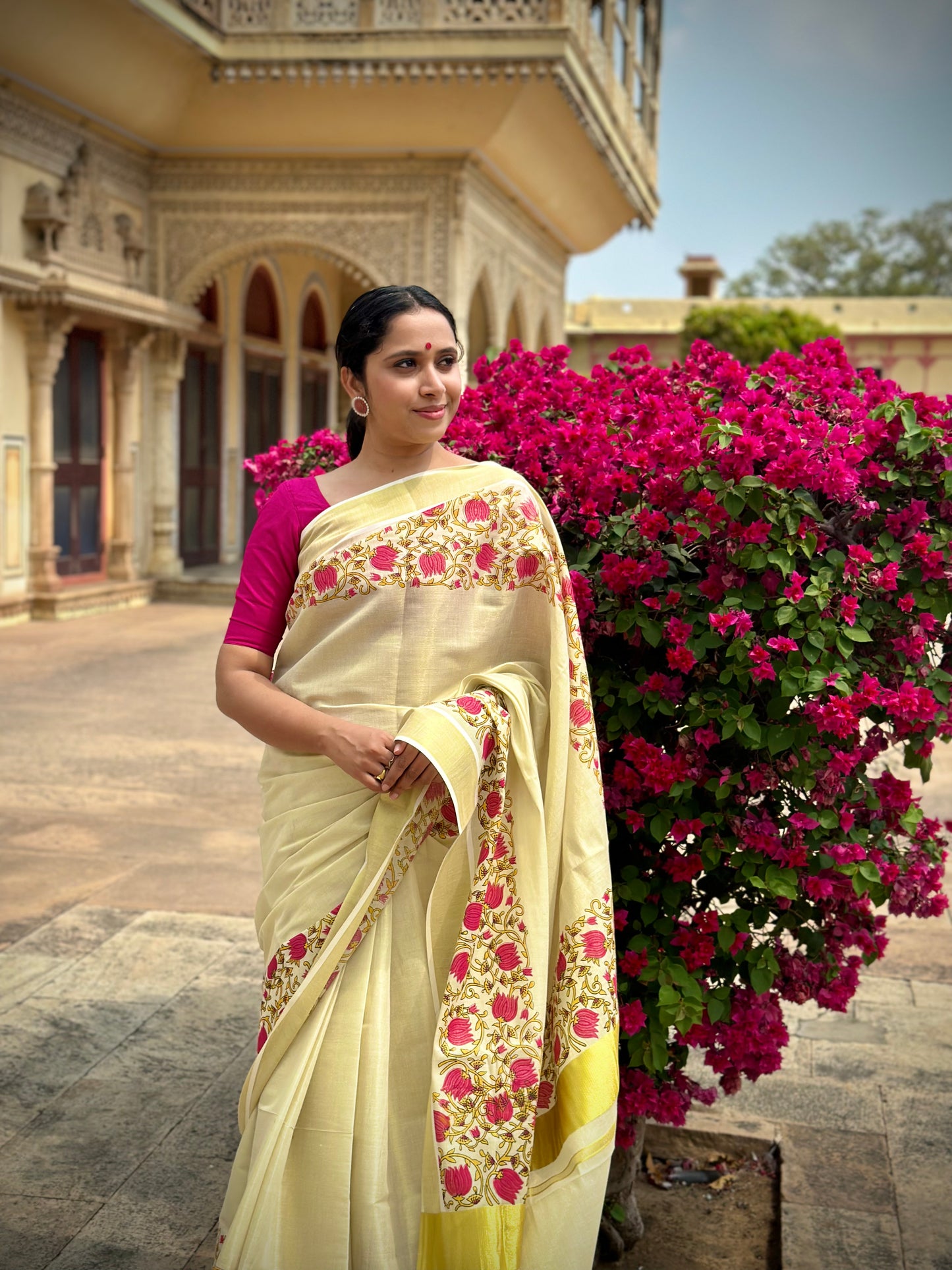 Southloom Jaipur Artisans & Kerala Weavers Collab Tissue Kasavu Saree