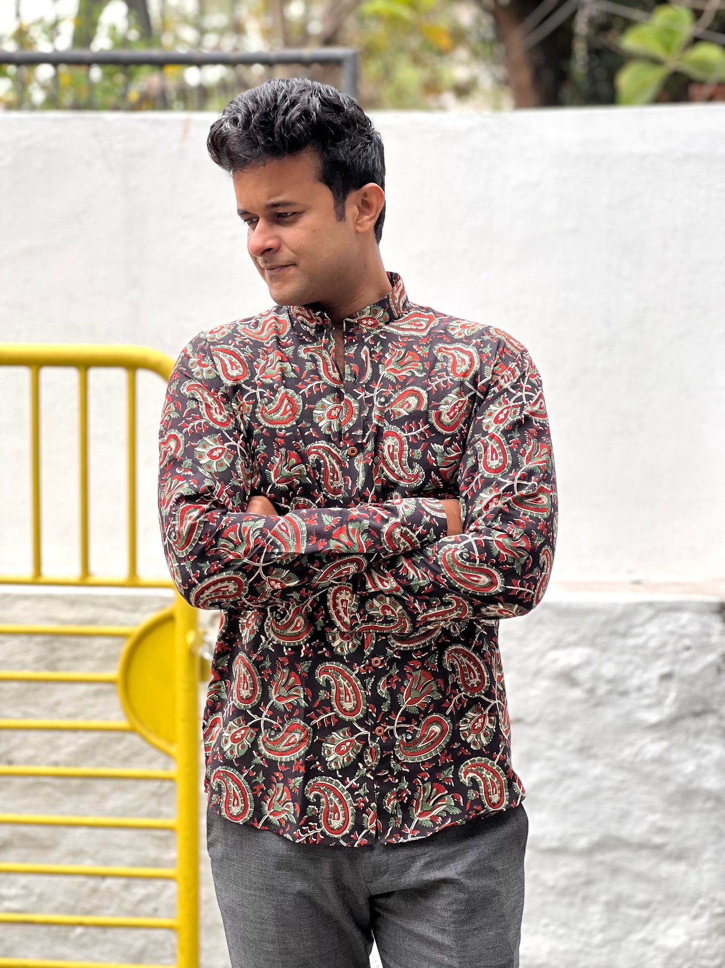 Southloom Jaipur Cotton Black and Red Hand Block Printed Shirt (Full Sleeves)