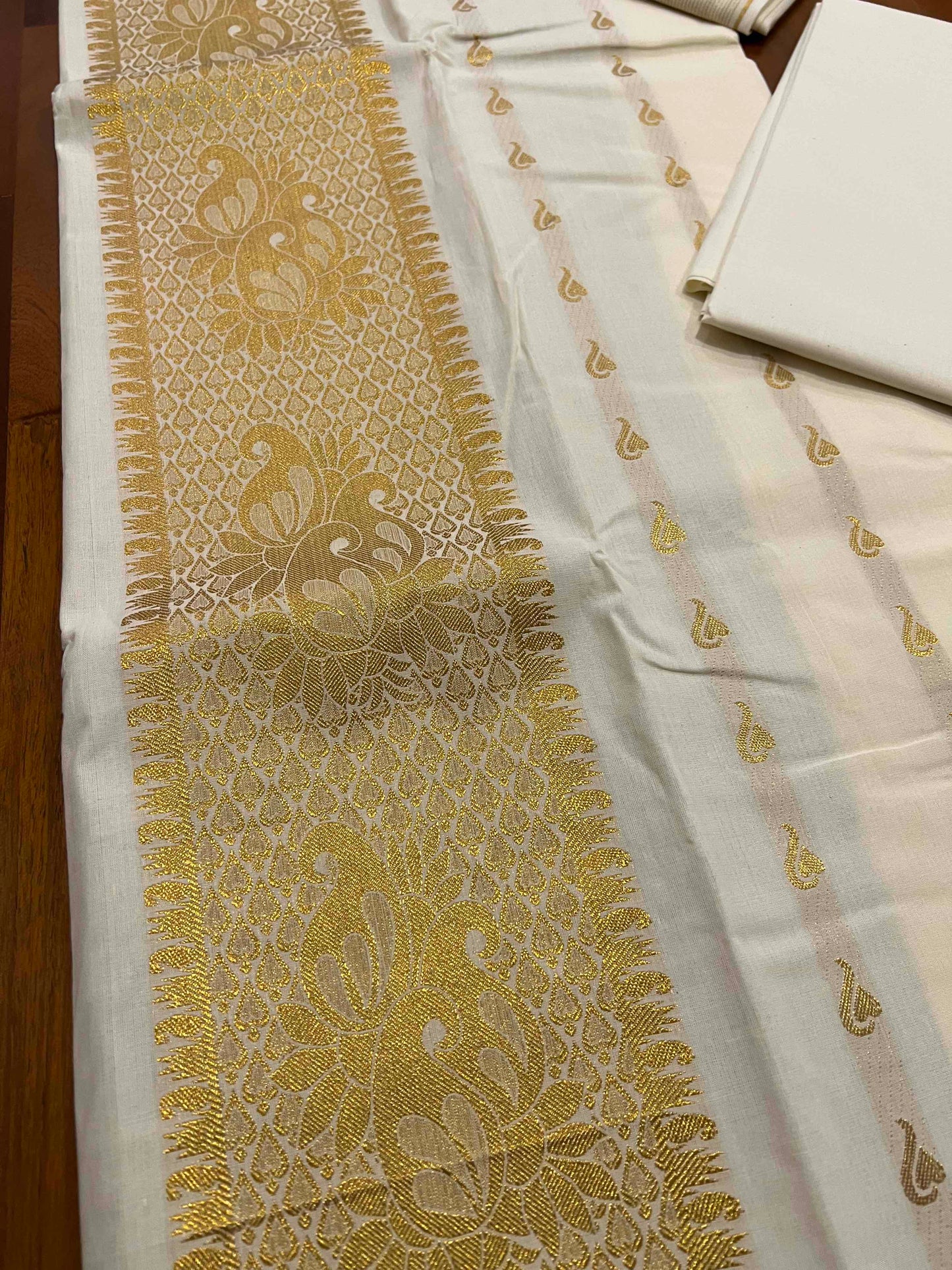 Kerala Cotton Churidar Salwar Material with Paisley Woven Design (include Lines Shawl / Dupatta)