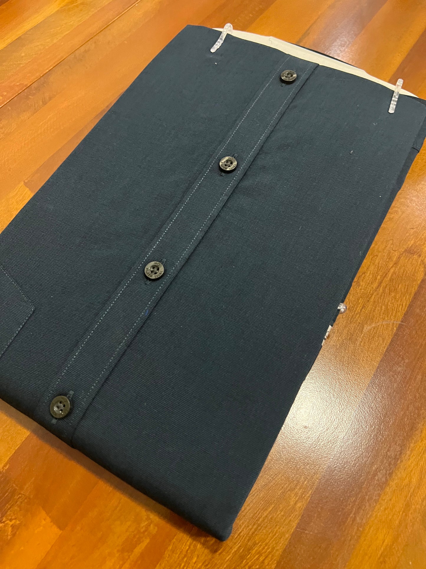 Pure Cotton Navy Blue Solid Shirt (38 HS)