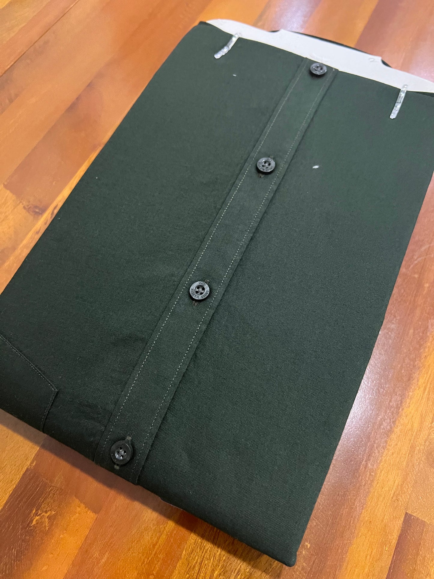 Pure Cotton Dark Green Solid Shirt (38 HS)