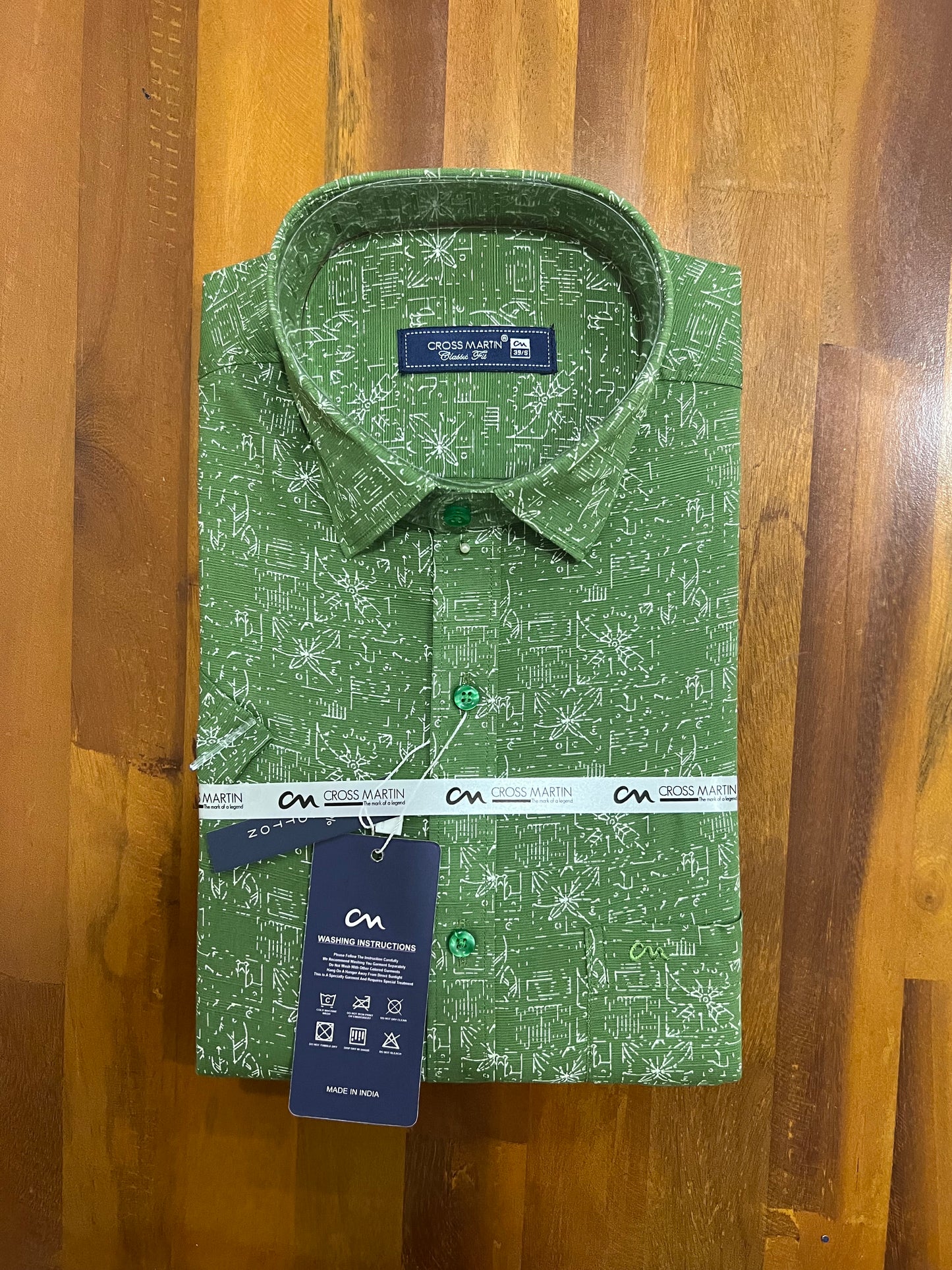 Pure Cotton Green Printed Shirt (38 HS)