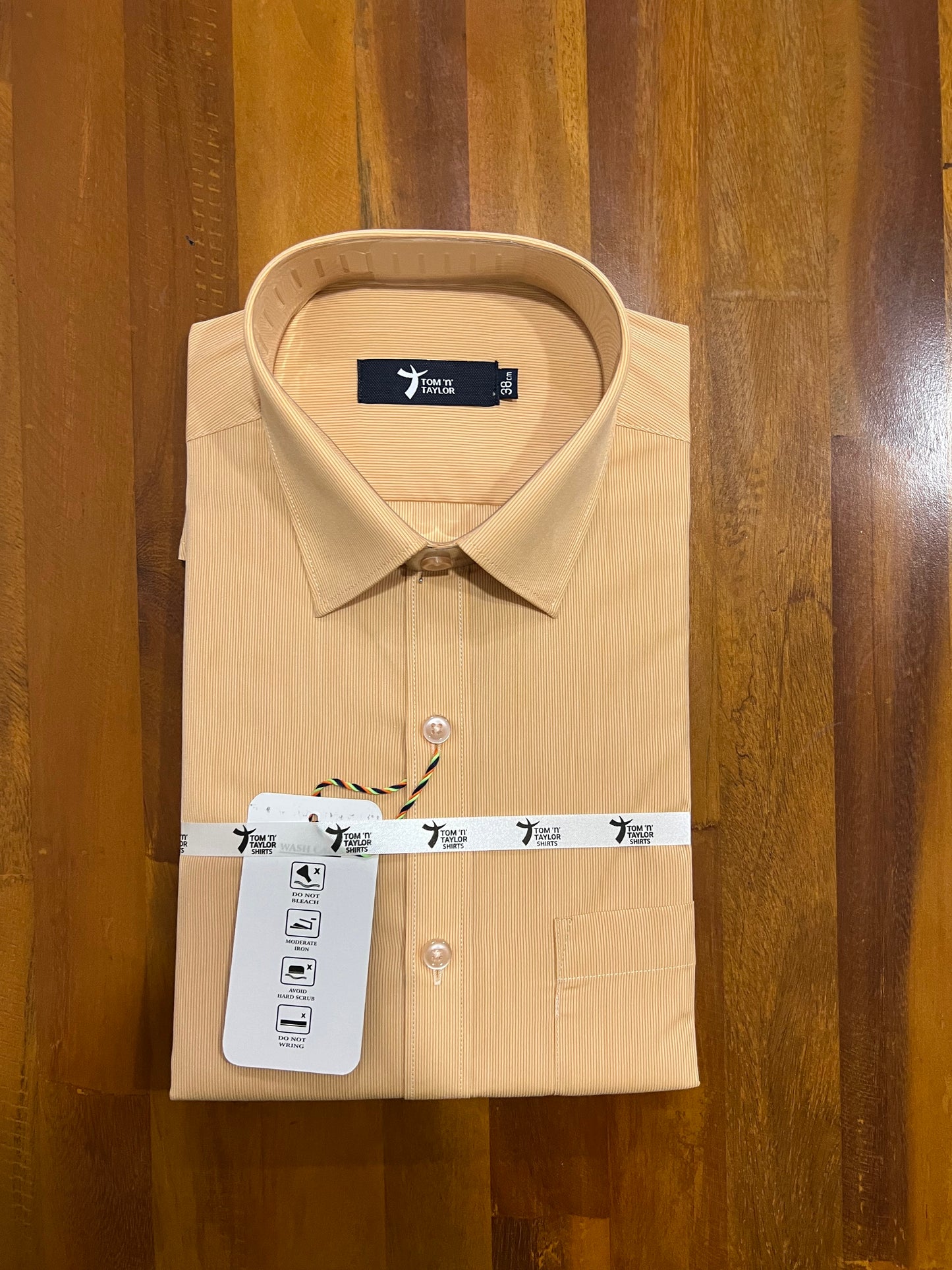 Pure Cotton Yellow Solid Shirt (38 FS)