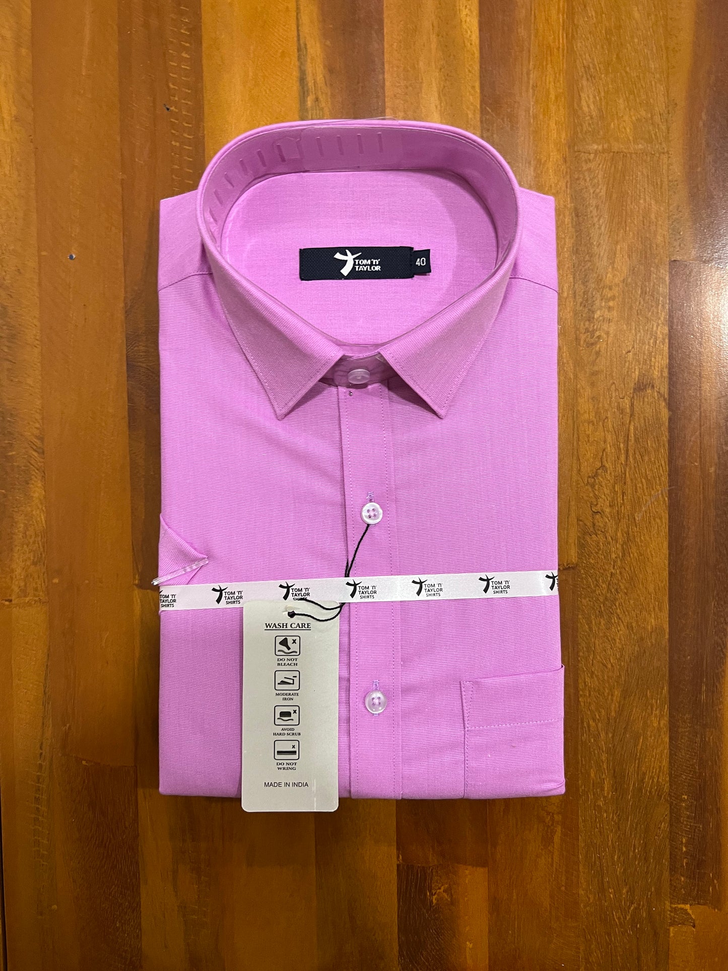 Pure Cotton Light Magenta Solid Shirt (40 HS)