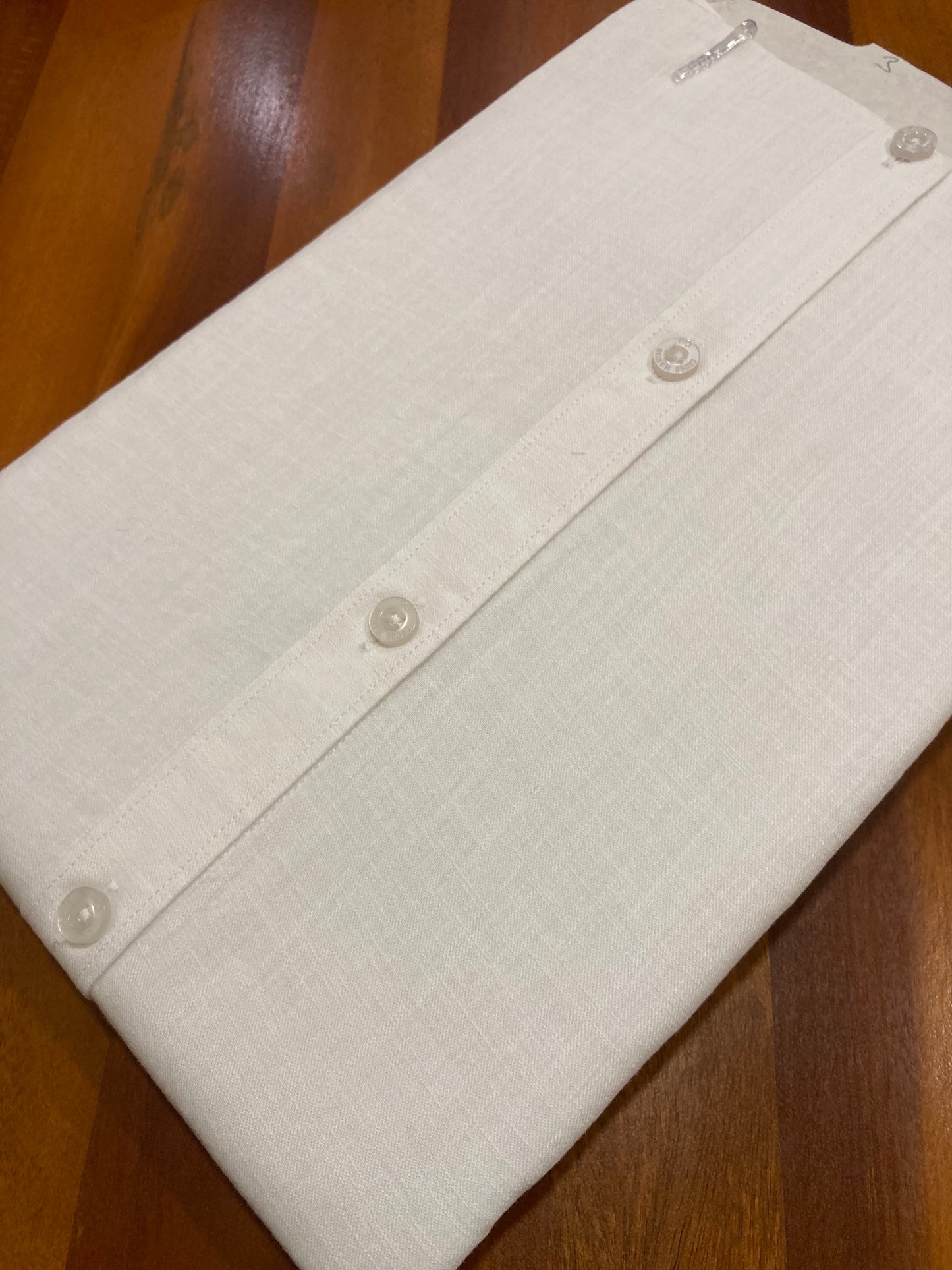 Pure Cotton Pure White Solid Shirt (40 HS)