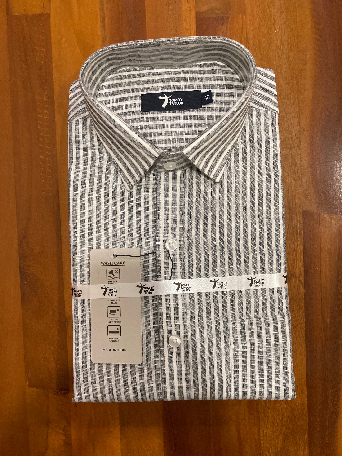 Pure Cotton Shaded White & Black Striped Shirt (40 FS)