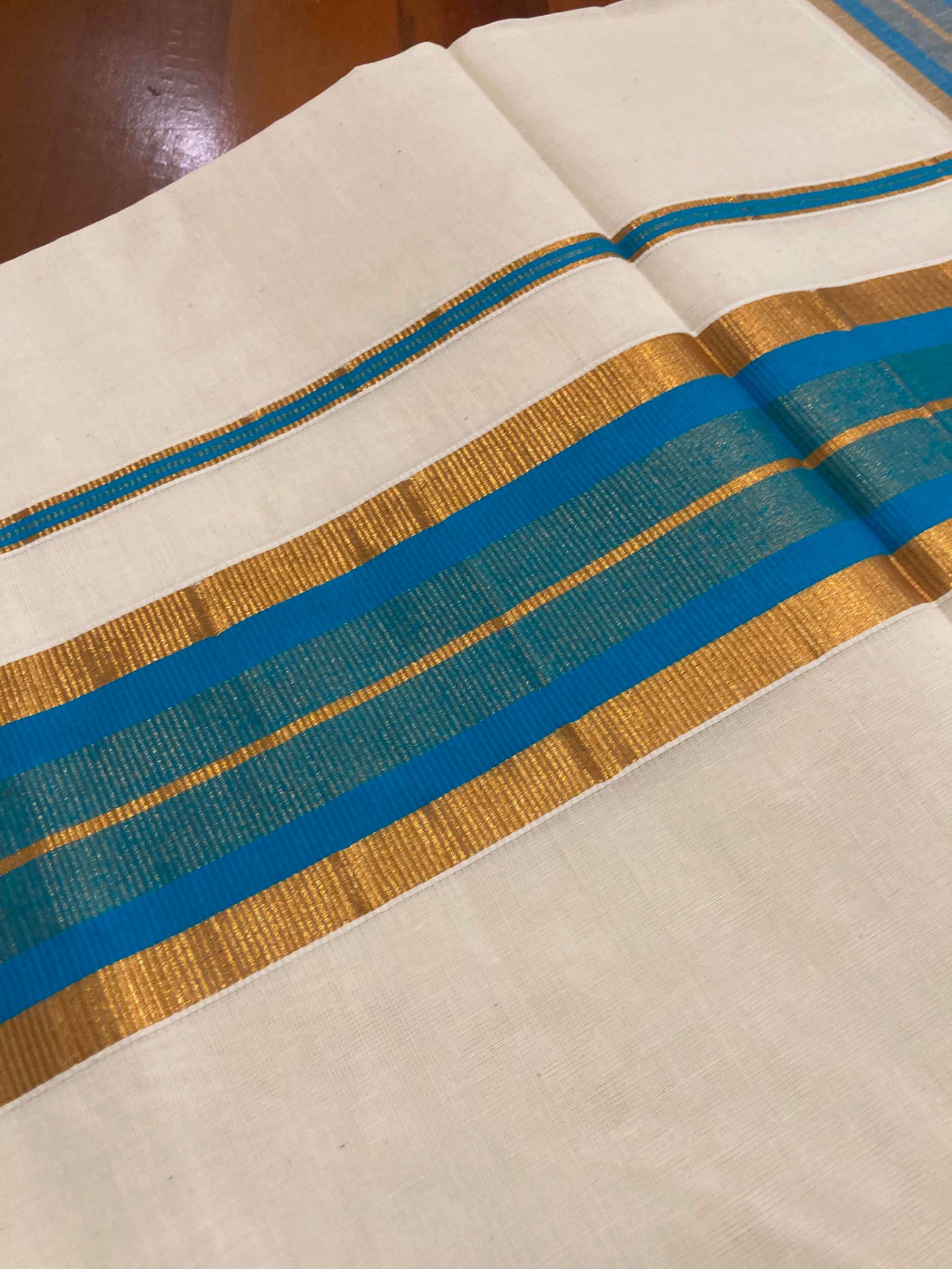 Pure Cotton Kerala Saree with Kasavu and Blue Border