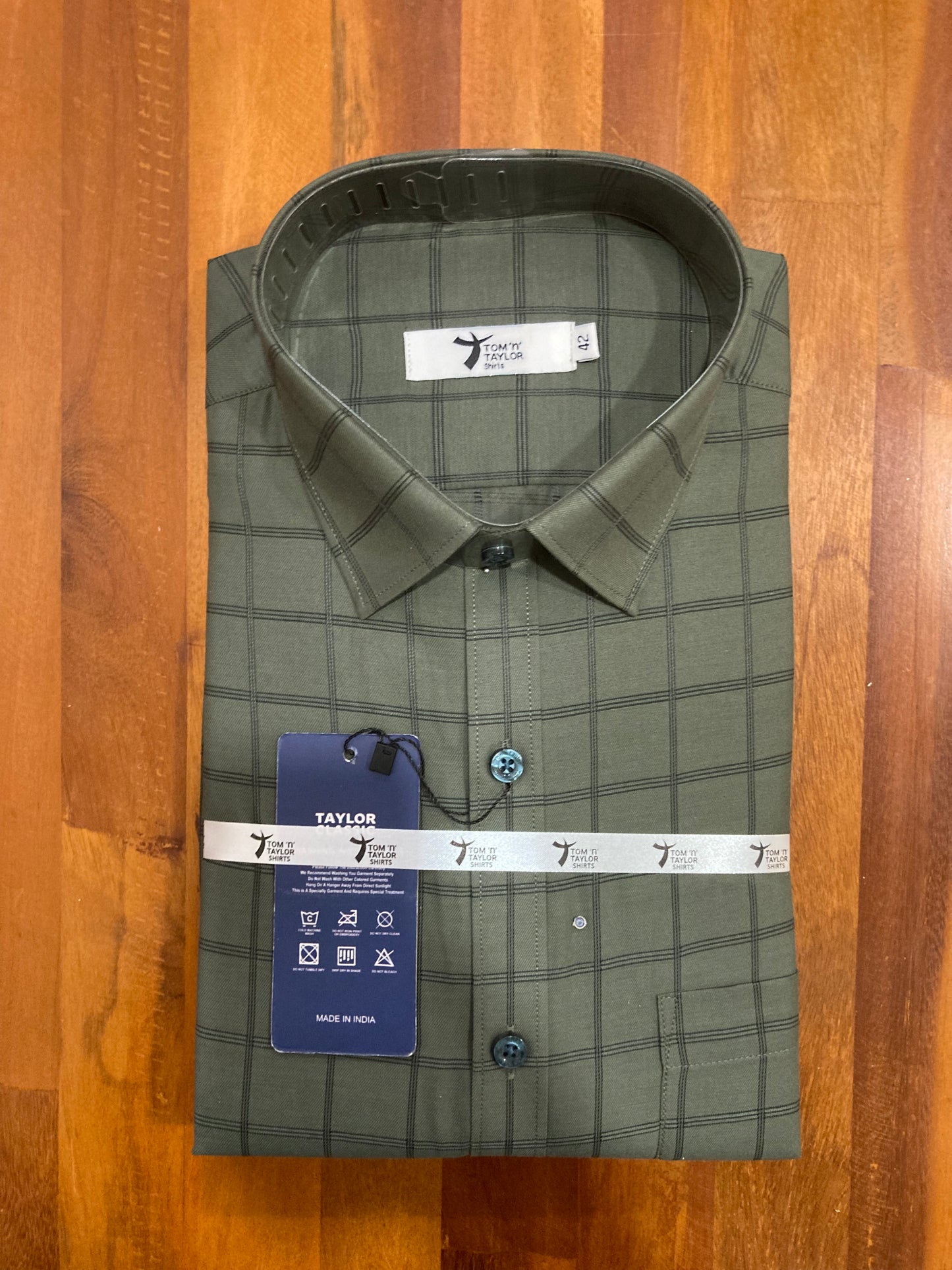 Pure Cotton Olive Green Checkered Shirt (42 FS)