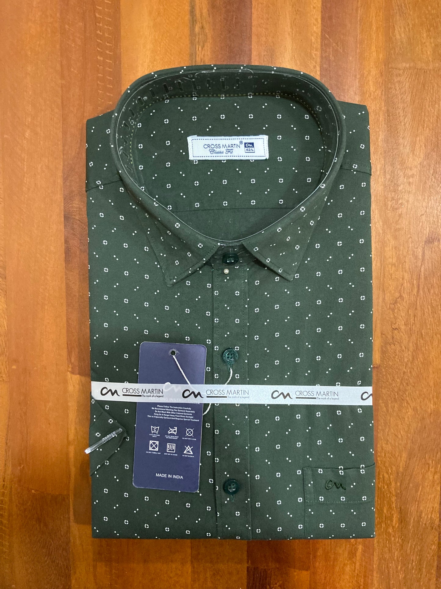 Pure Cotton Dark Green Printed Shirt (42 HS)