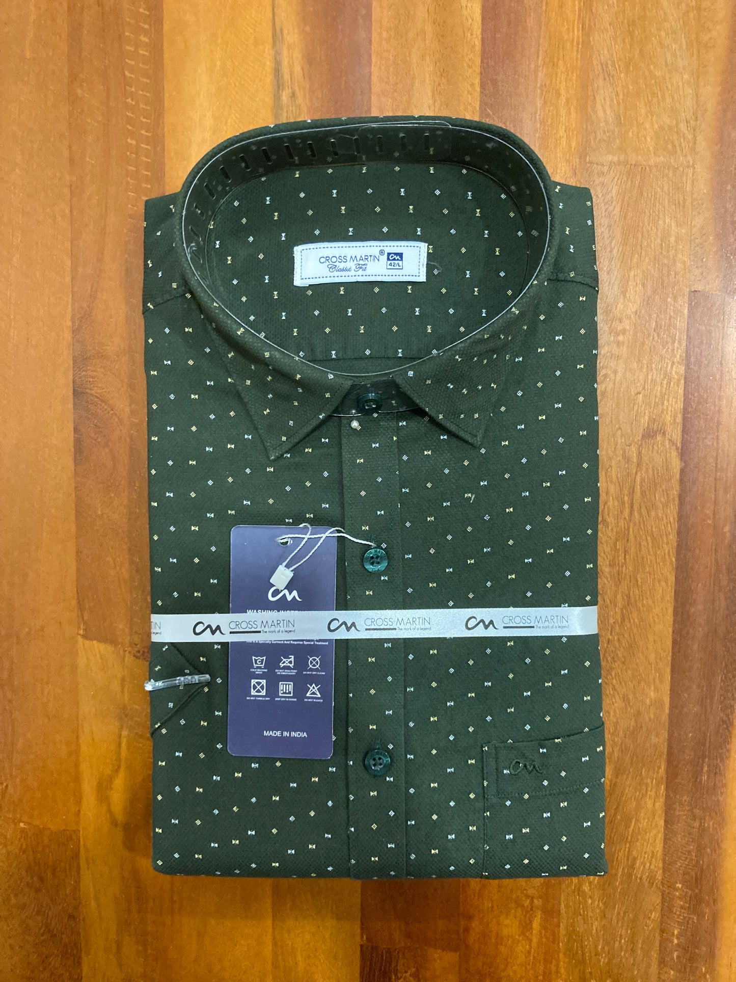 Pure Cotton Dark Green Printed Shirt (42 HS)