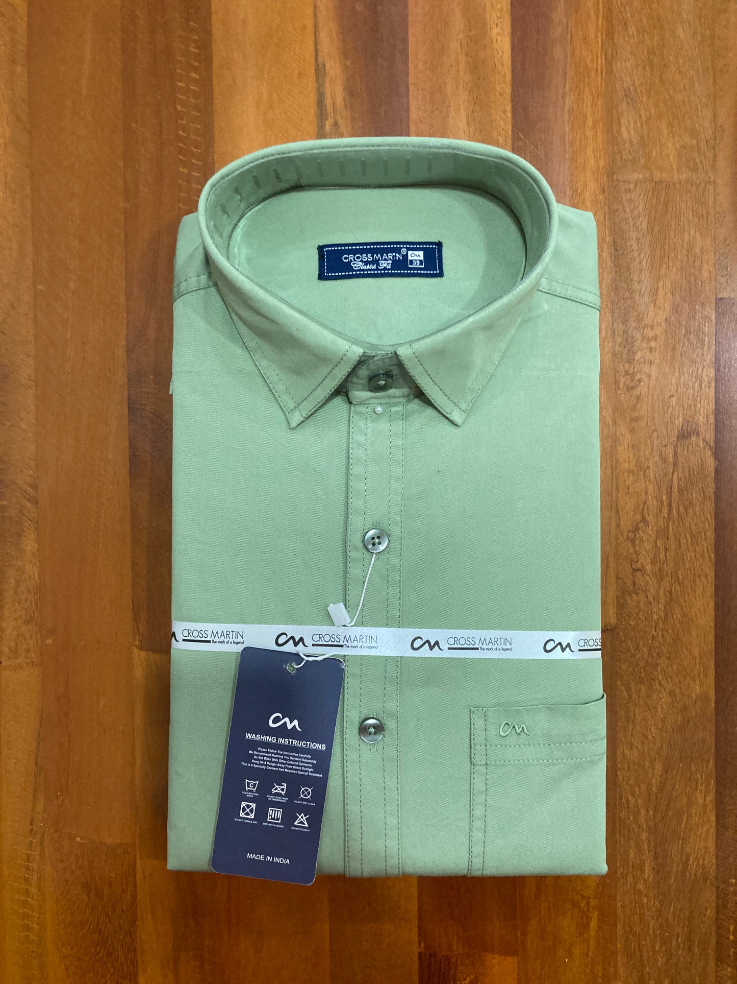 Pure Cotton Green Solid Shirt (38 FS)