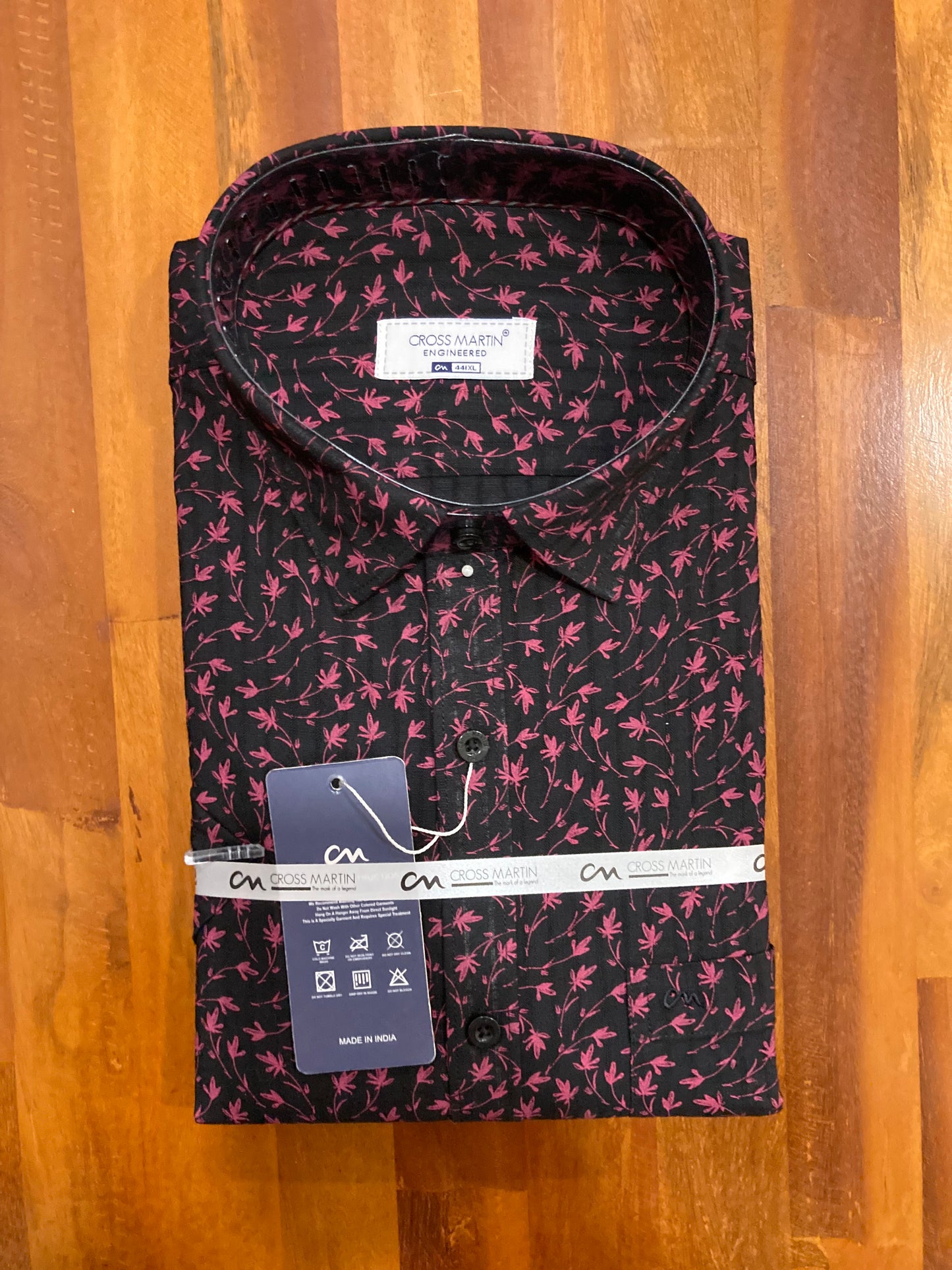 Pure Cotton Magenta Prints in Black Shirt (44 HS)