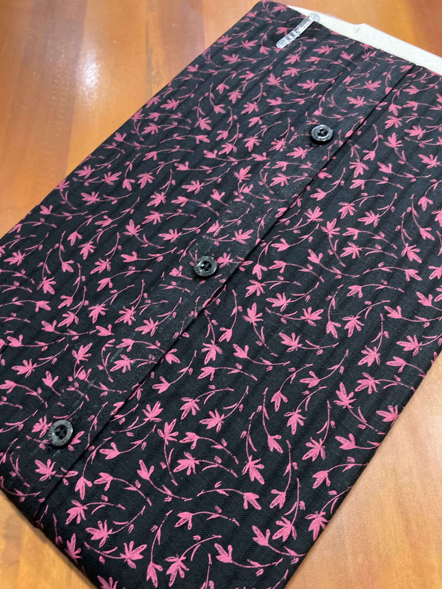 Pure Cotton Magenta Prints in Black Shirt (44 HS)