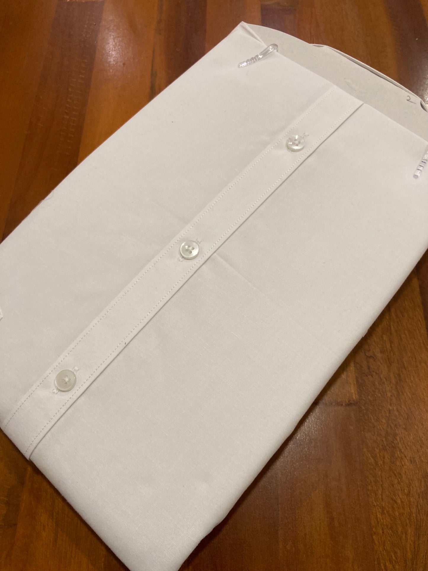 Pure Cotton Pure White Solid Shirt (44 FS)