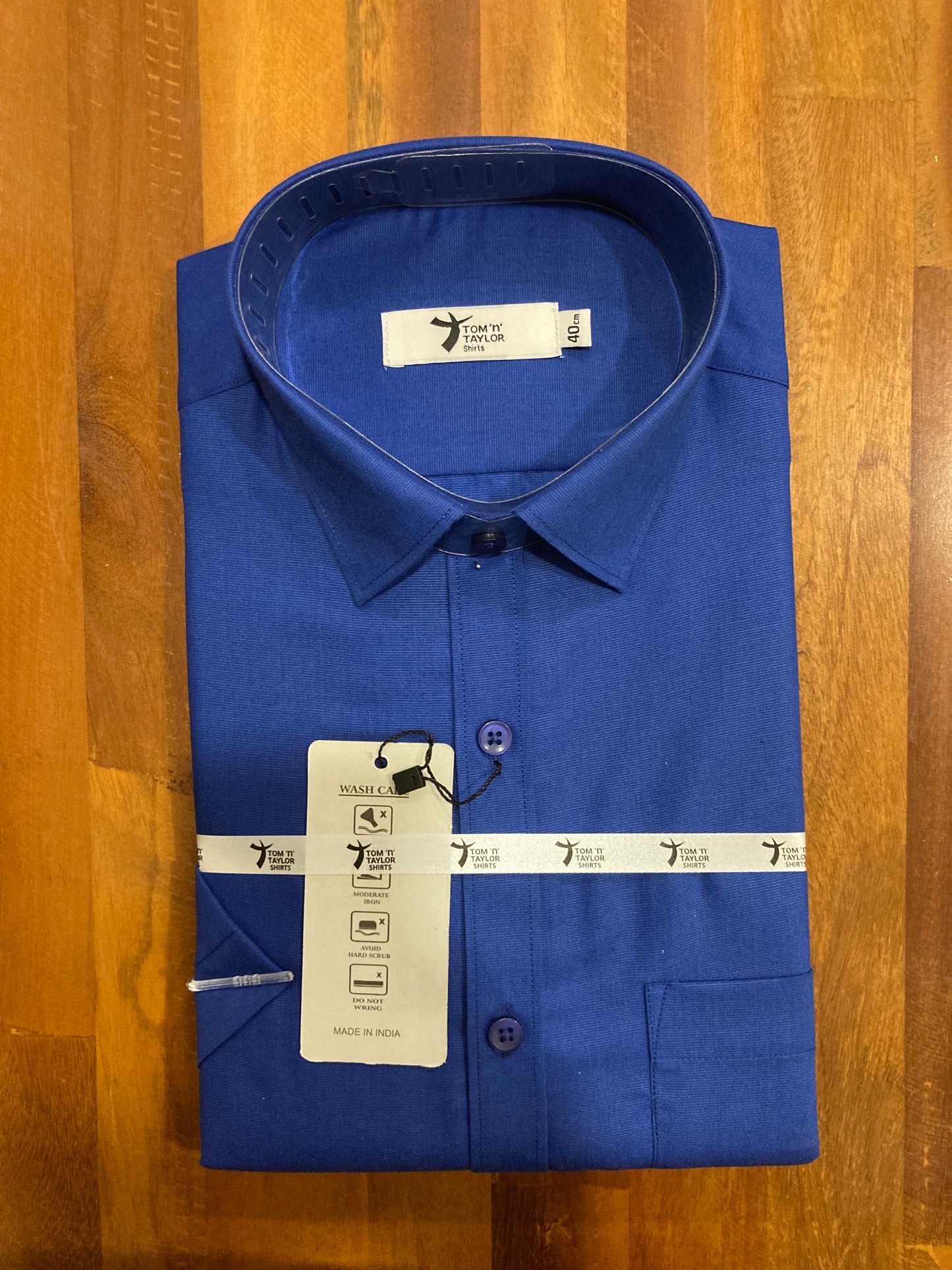 Pure Cotton Blue Solid Shirt (40 HS)