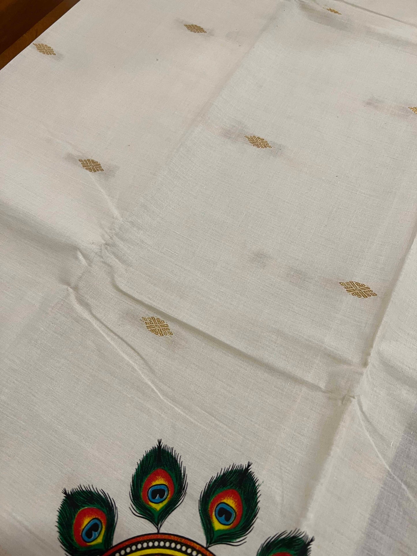 Kerala Cotton Churidar Salwar Material with Mural Printed Peacock Feather Design (include Mural Shawl / Dupatta)