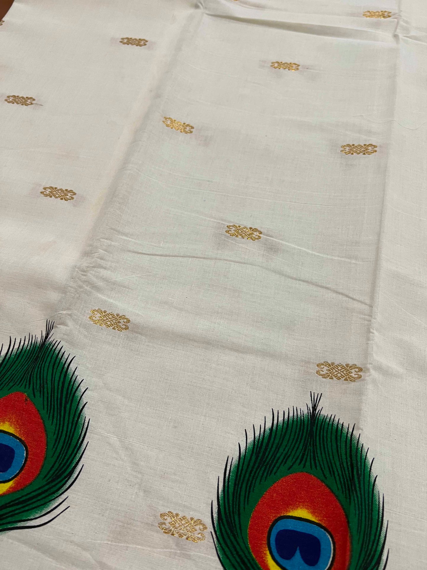 Kerala Cotton Churidar Salwar Material with Mural Printed Peacock Feather Design (include Mural Shawl / Dupatta)