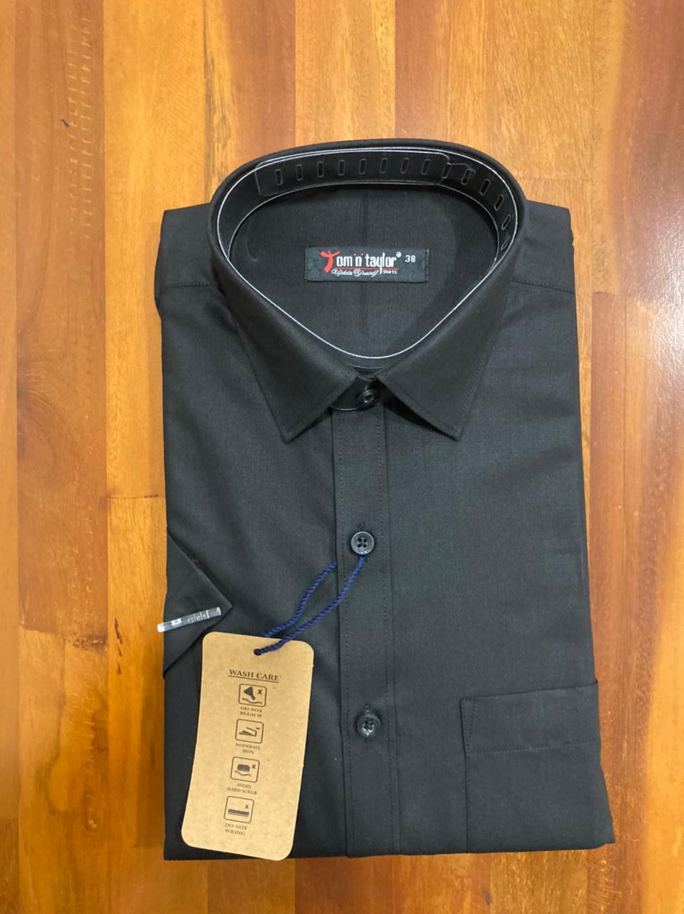 Pure Cotton Black Solid Shirt (38 HS)