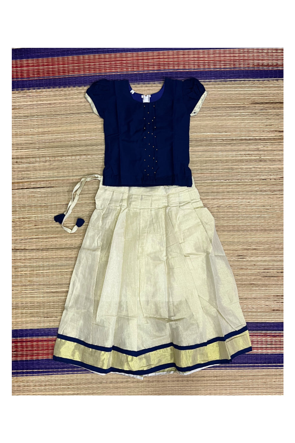 Southloom Kerala Pavada Blouse with Bead Work Design (Age- 6 Year)