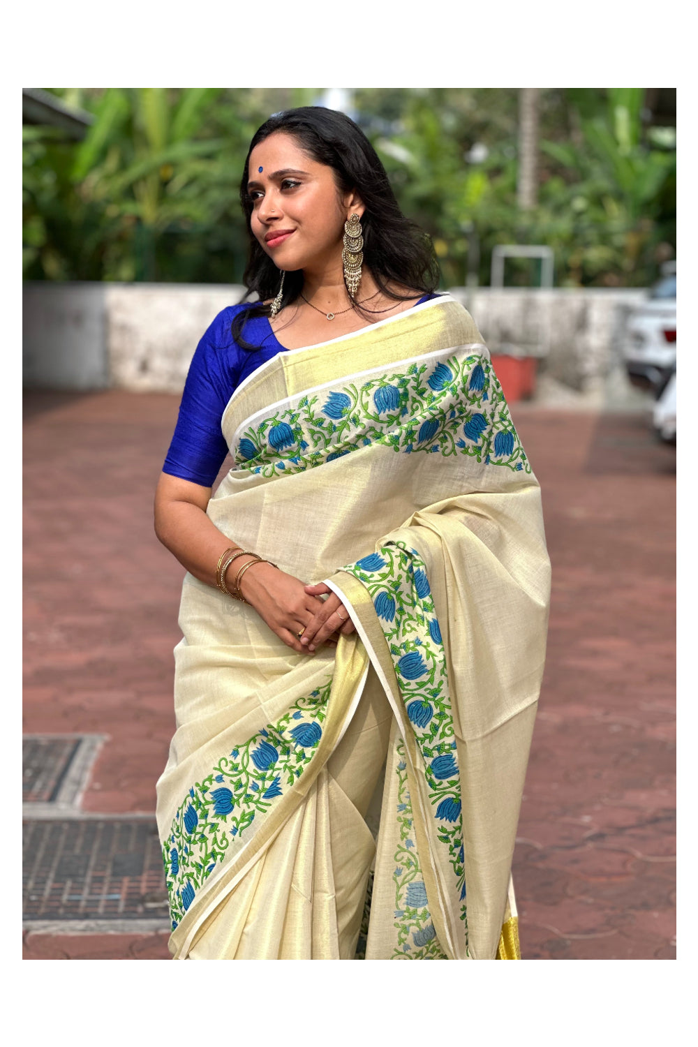 Southloom Jaipur Artisans & Kerala Weavers Collab Tissue Kasavu Saree