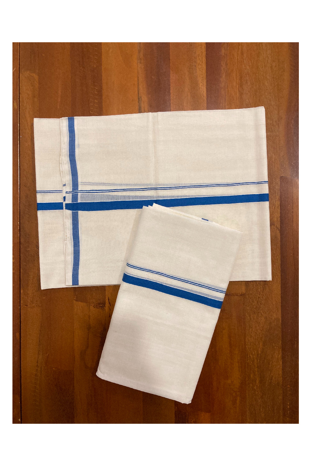 Southloom™ Premium Handloom Mundum Neriyathum (Set Mundu) with 0.5 inch Blue Border (Weaver: Jaya)