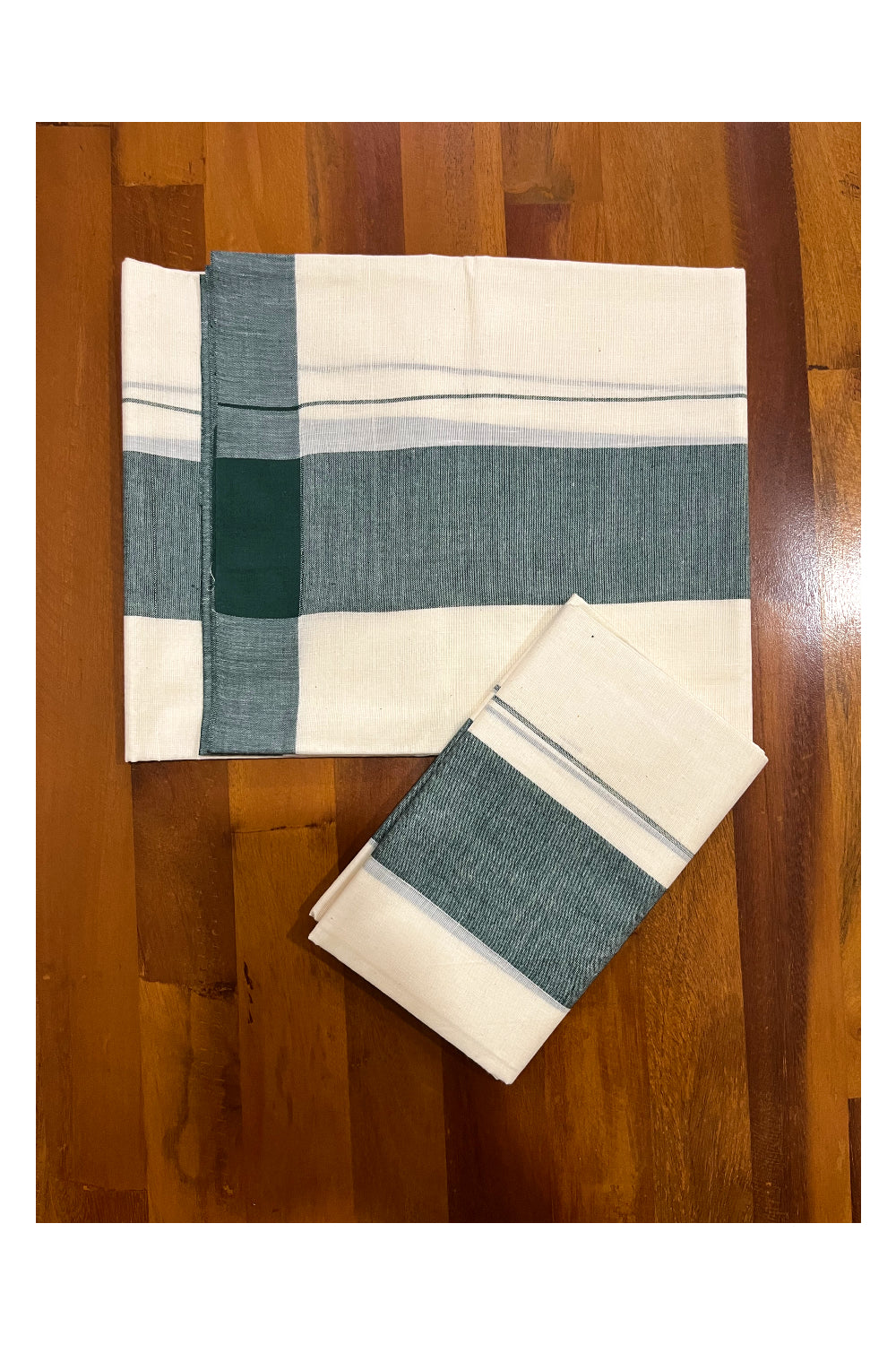 Kerala Cotton Mundum Neriyathum Single (Set Mundu) with Green Mulloth Border (Extra Soft Cotton)