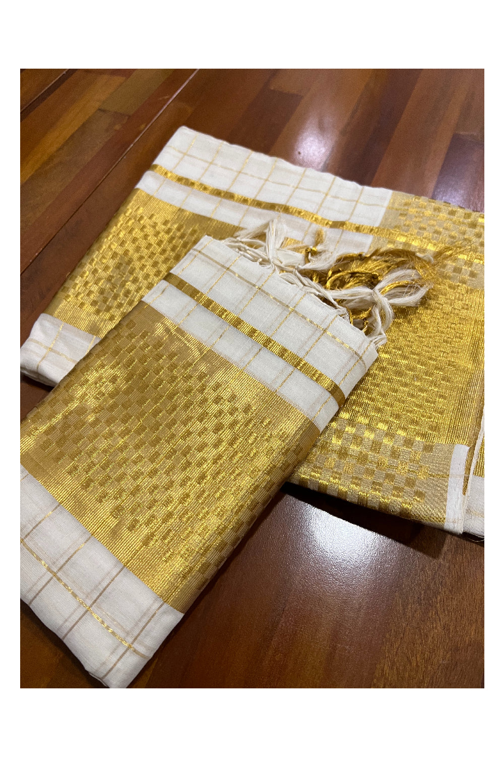 Southloom Handloom Premium Set Mundu with Woven Check Body and Paa Neythu Border 2.80 Mtrs