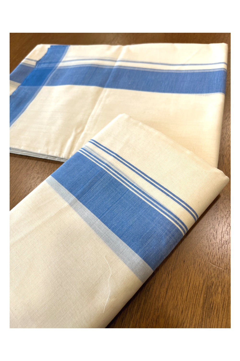 Southloom Premium Handloom Single Set Mundu (Mundum Neruyathum) with Blue Border