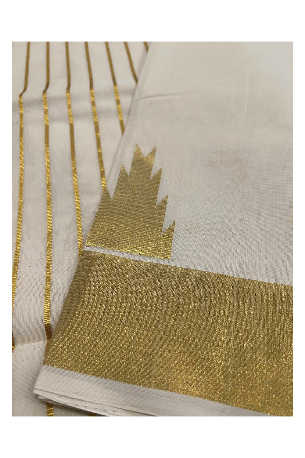 Southloom™ Original Handloom Cotton Temple Woven Border Kasavu Saree with Stripes Work on Pallu