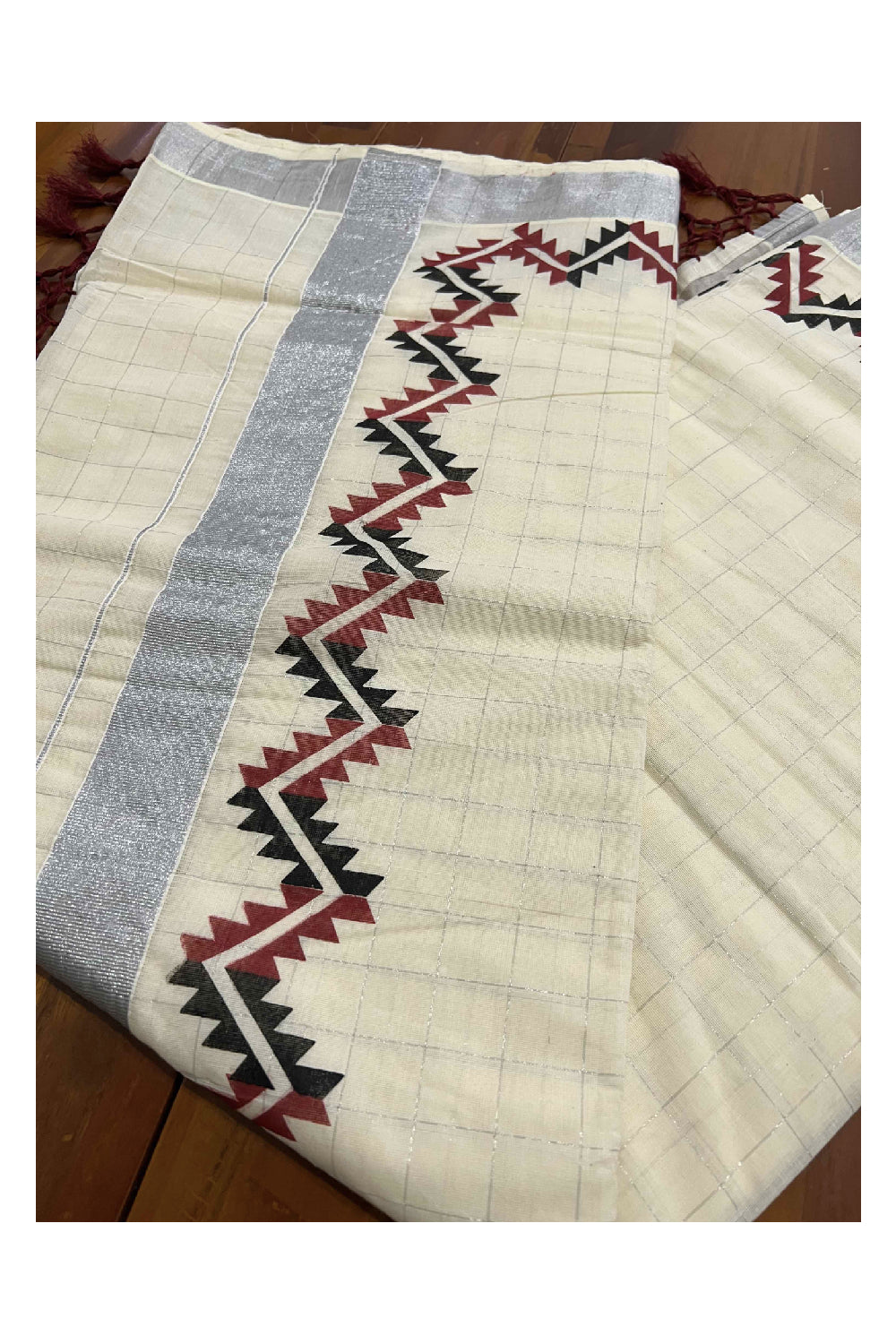 Kerala Silver Kasavu Woven Check Saree with Maroon and Black Block Printed Border