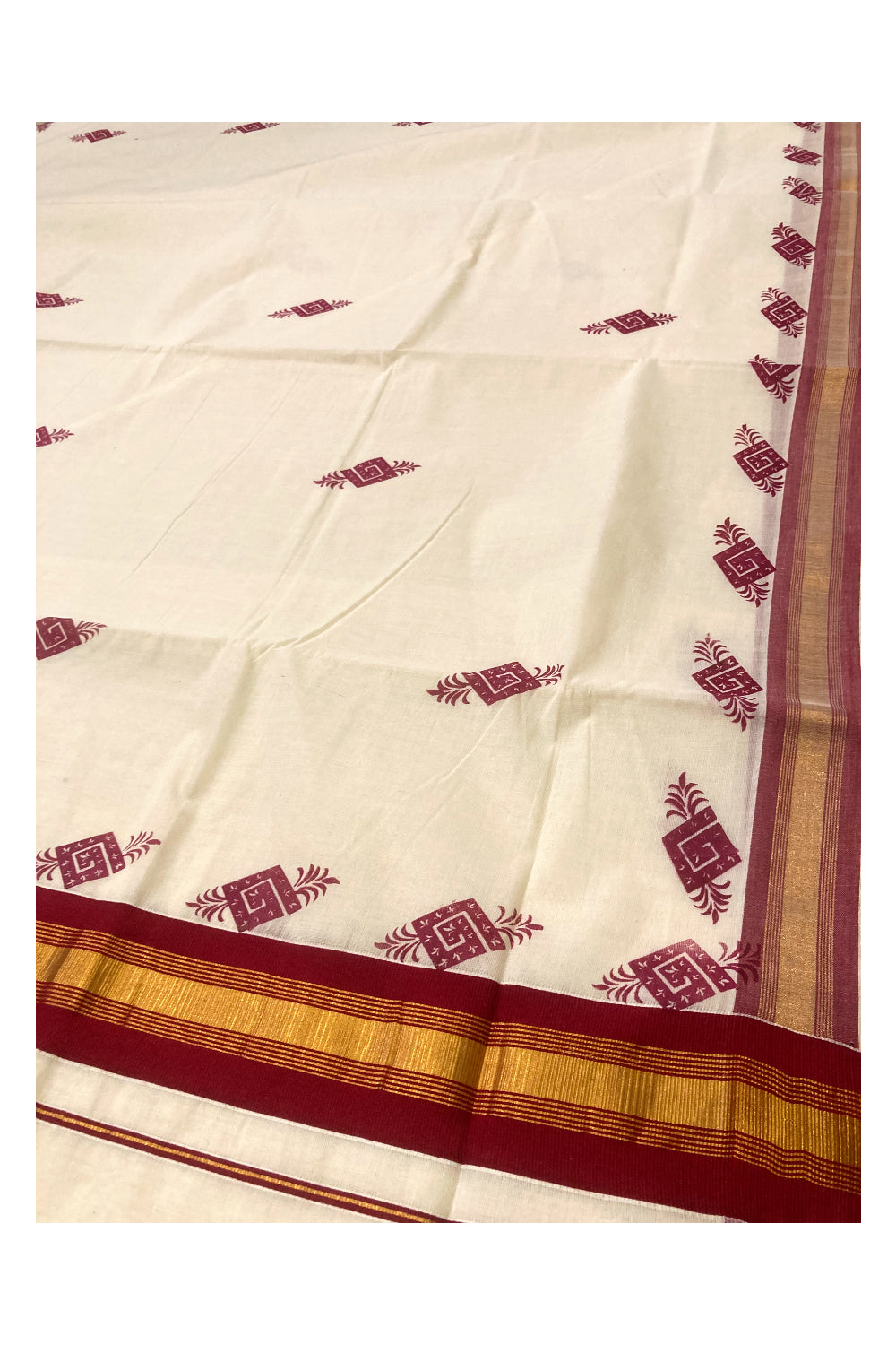 Pure Cotton Kerala Saree with Maroon Block Printed Design and Kasavu Border