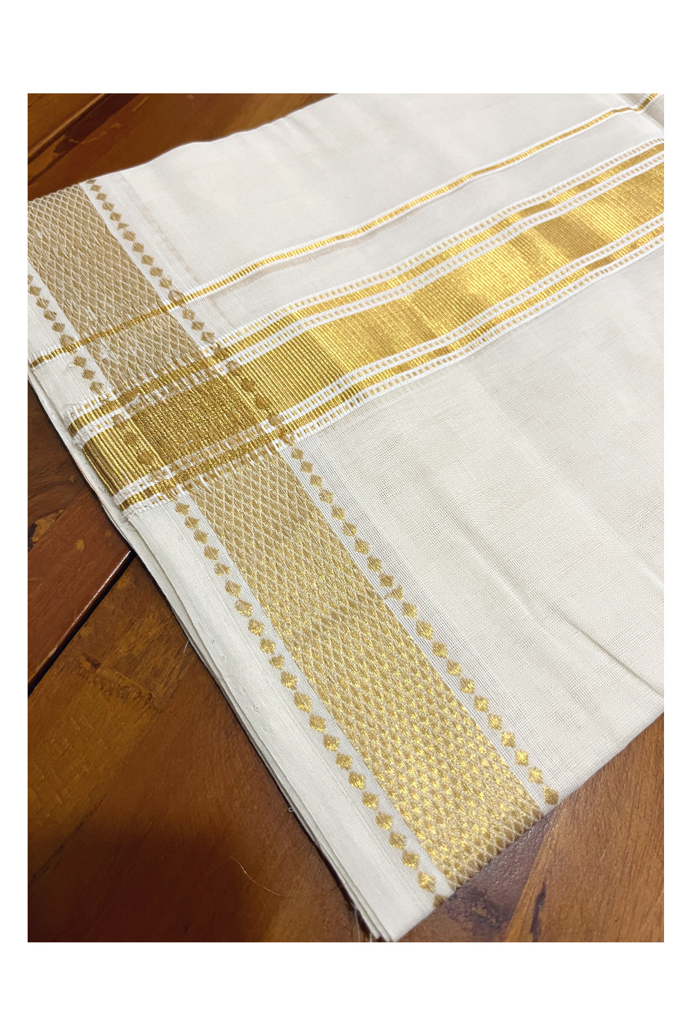 Southloom Premium Handloom Pure Cotton Wedding Mundu with Kasavu Woven Border (South Indian Dhoti)