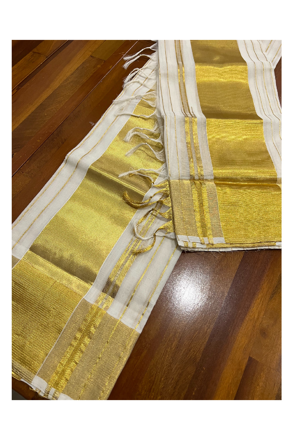 Southloom Handloom Premium Single Set Mundu (Mundum Neriyathum) with Kasavu Lines Across Body 2.80 Mtrs