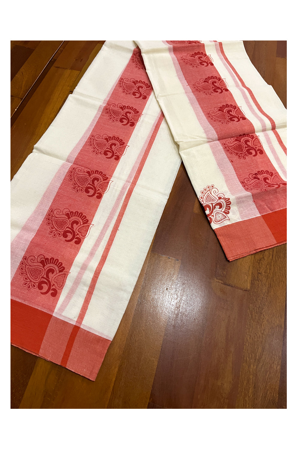 Kerala Cotton Set Mundu (Mundum Neriyathum) with Red Paisley Block Prints on Border